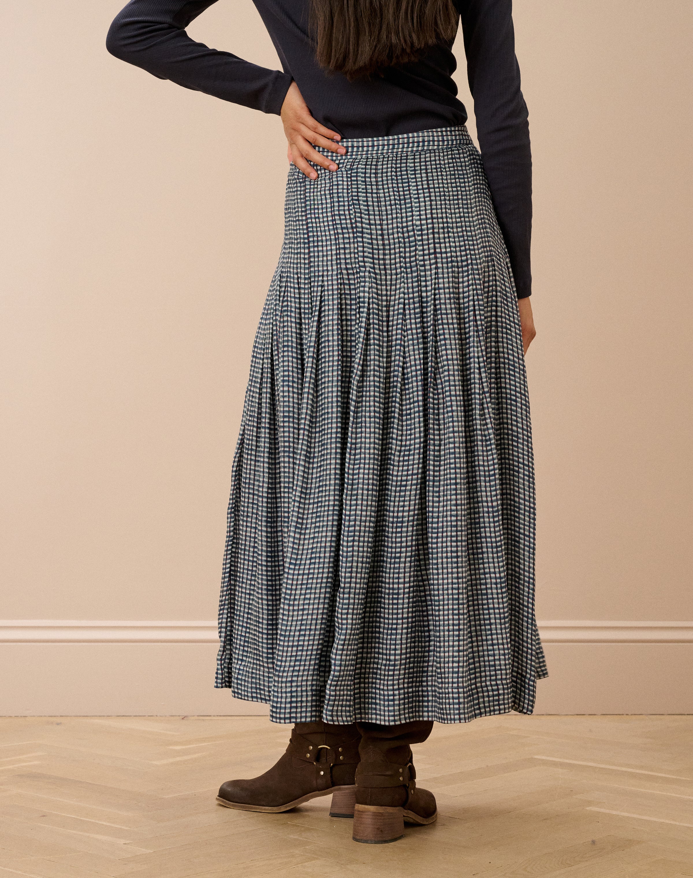 Graphic Check Pleated Skirt