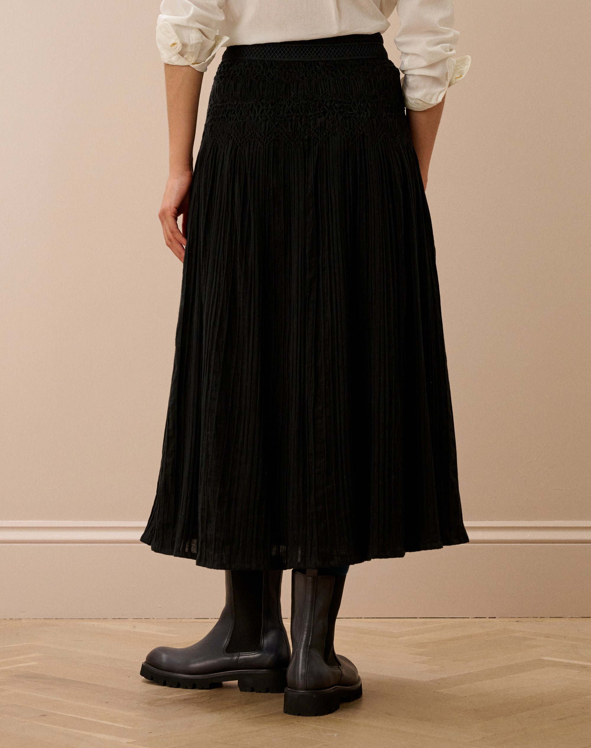 Smock & Lace Trim Textured Skirt