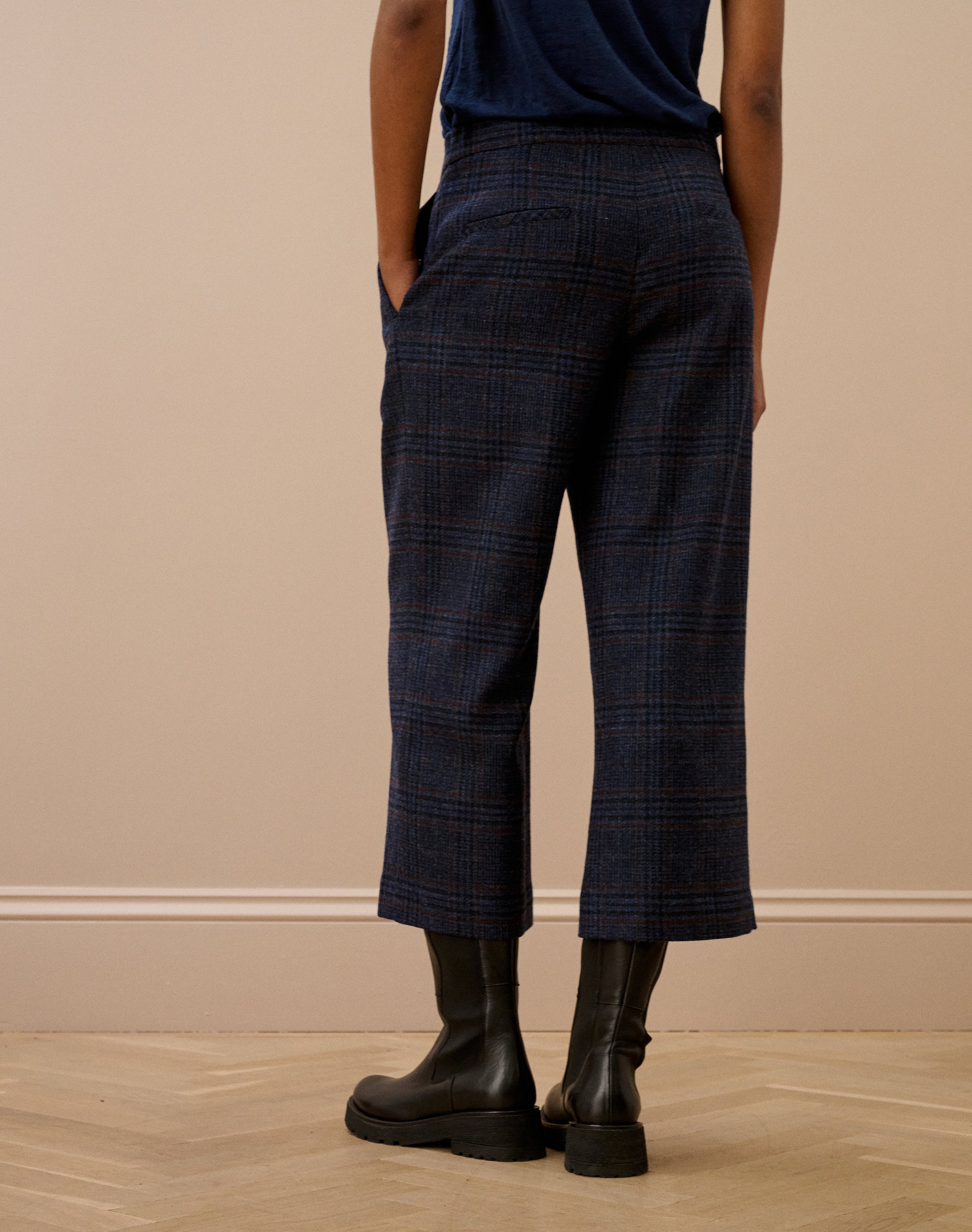 Check Wool Cropped Trousers