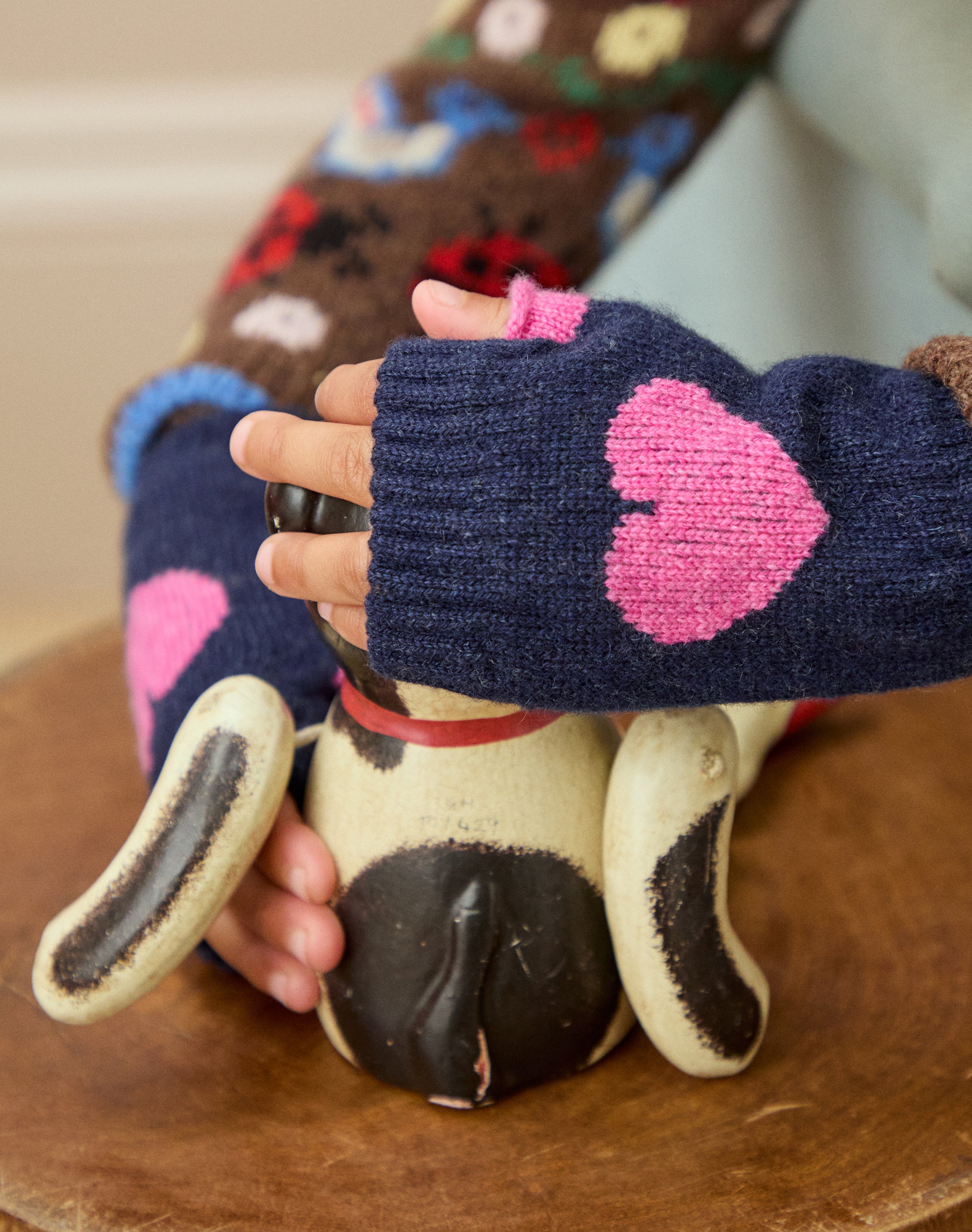 Cashmere Heart Wristwarmers