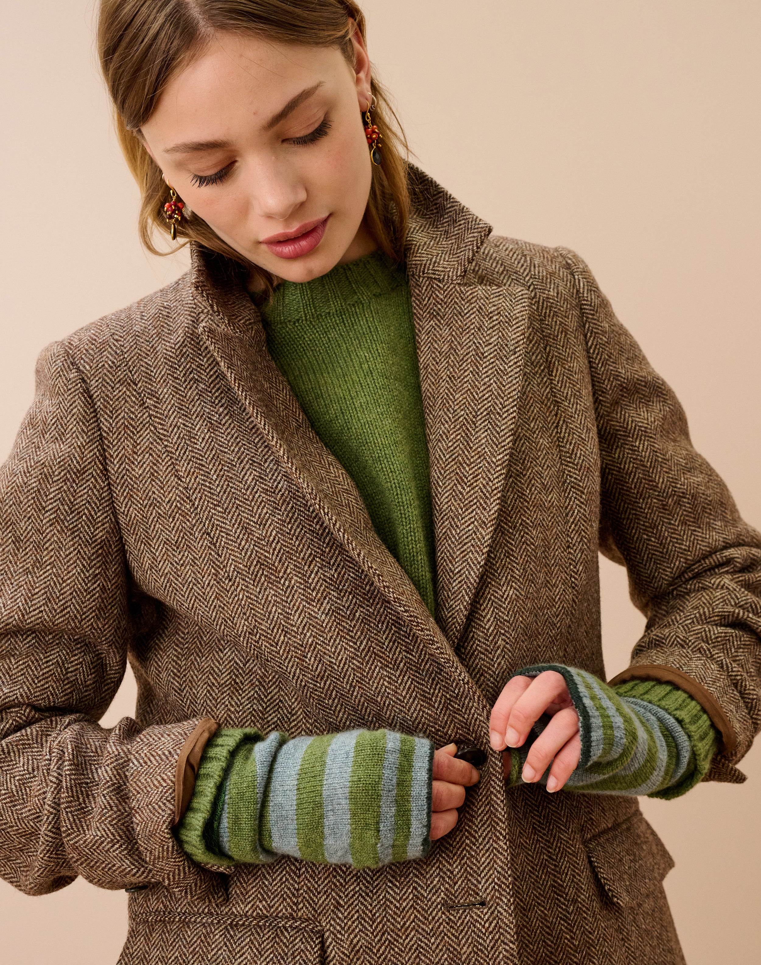 Cashmere Two Tone Stripe Wristwarmers
