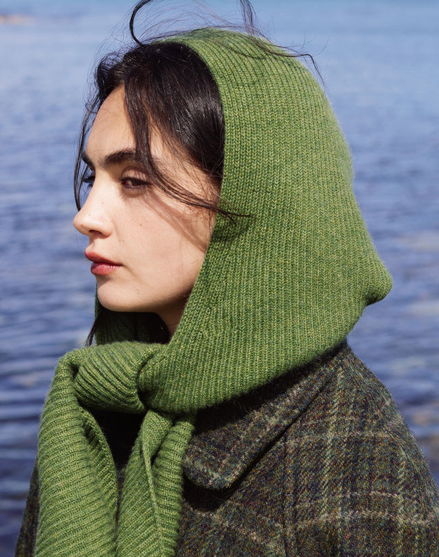 Cashmere Ribbed Hooded Scarf