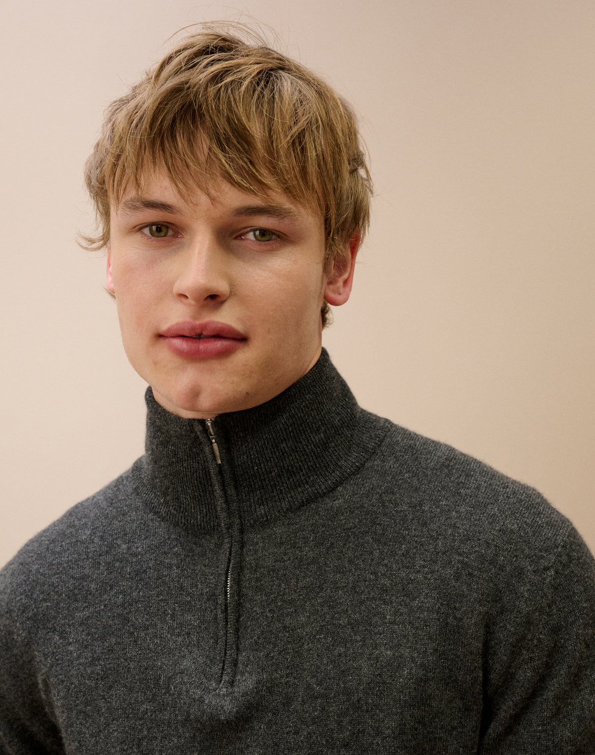 Cashmere Zip Turtle Neck Jumper