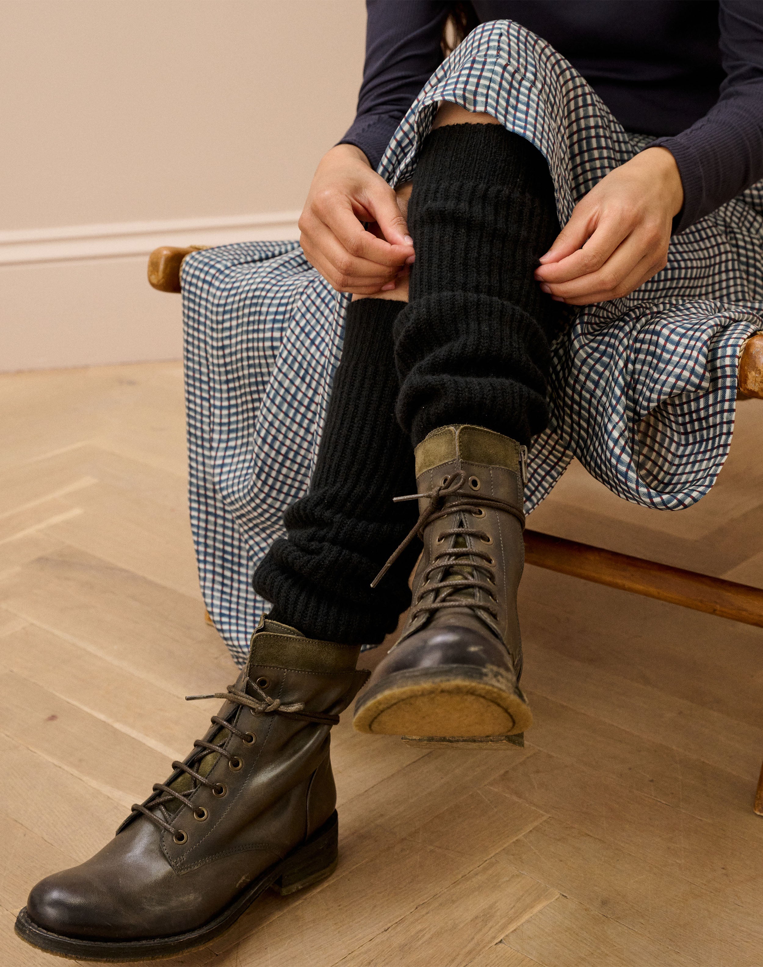 Cashmere Ribbed Legwarmers