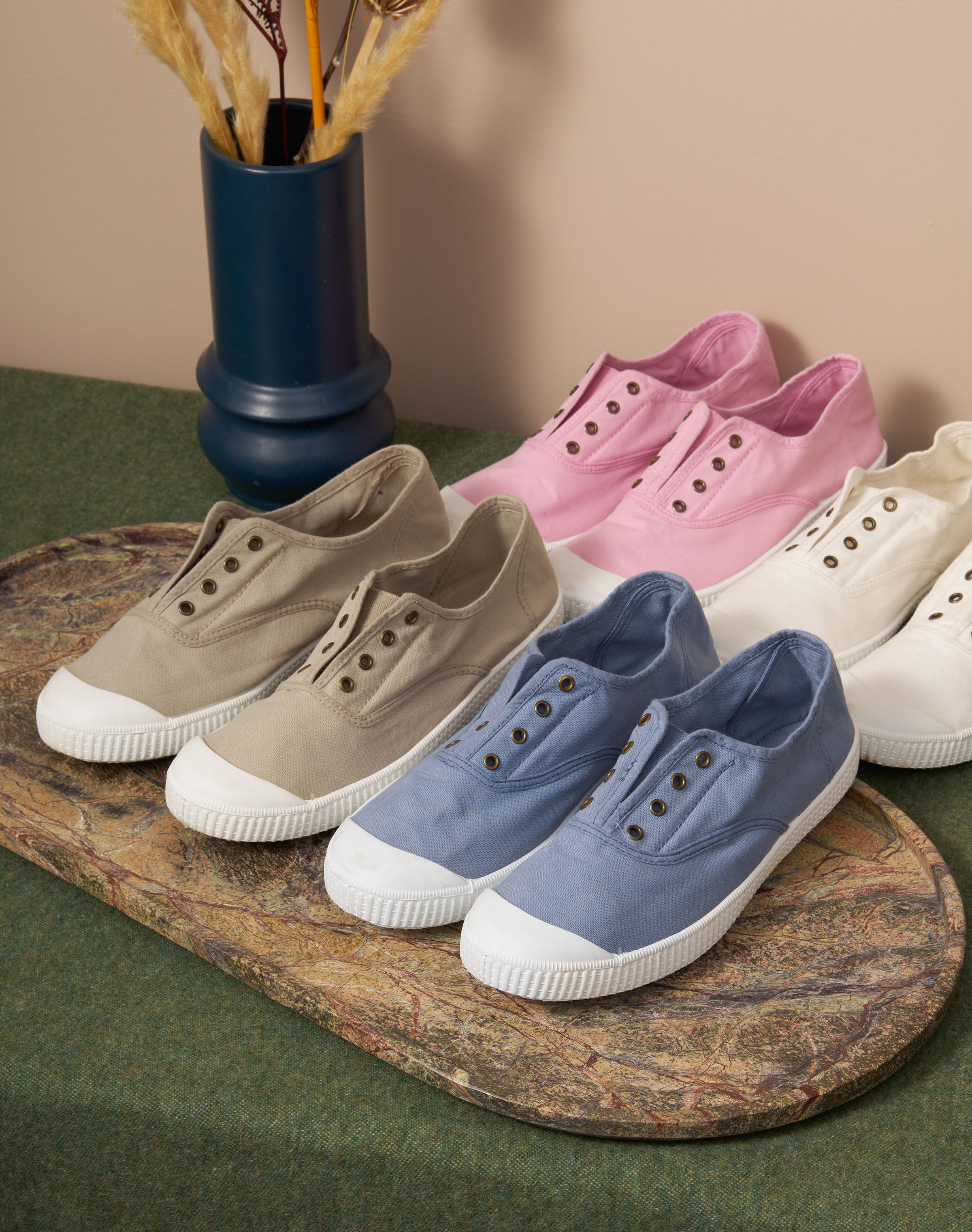 Eyelet Slip On Gym Shoes