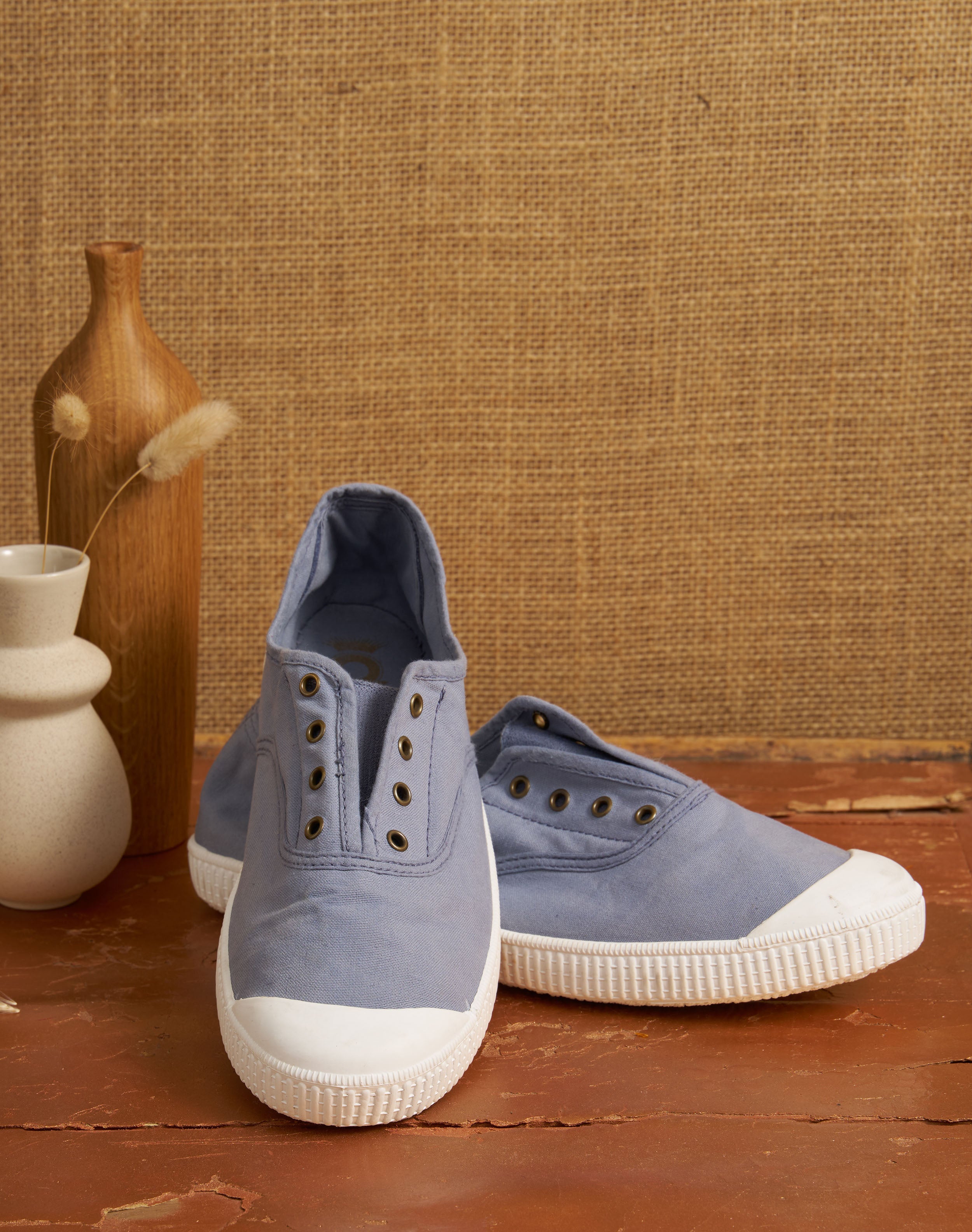 Eyelet Slip On Gym Shoes