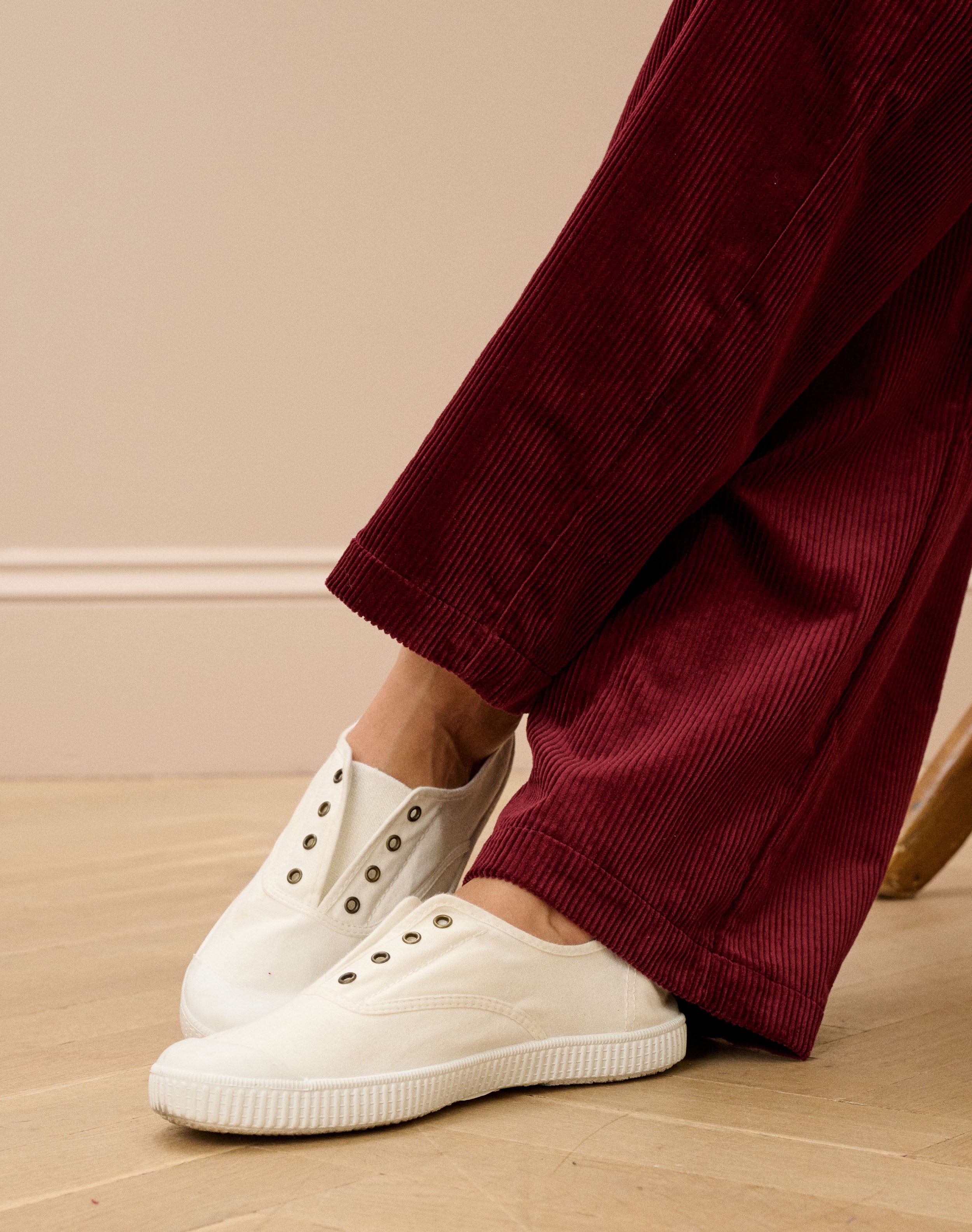 Eyelet Slip On Gym Shoes