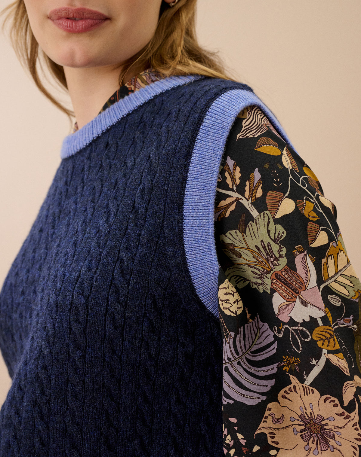 Supersoft Lambswool Cable Tank