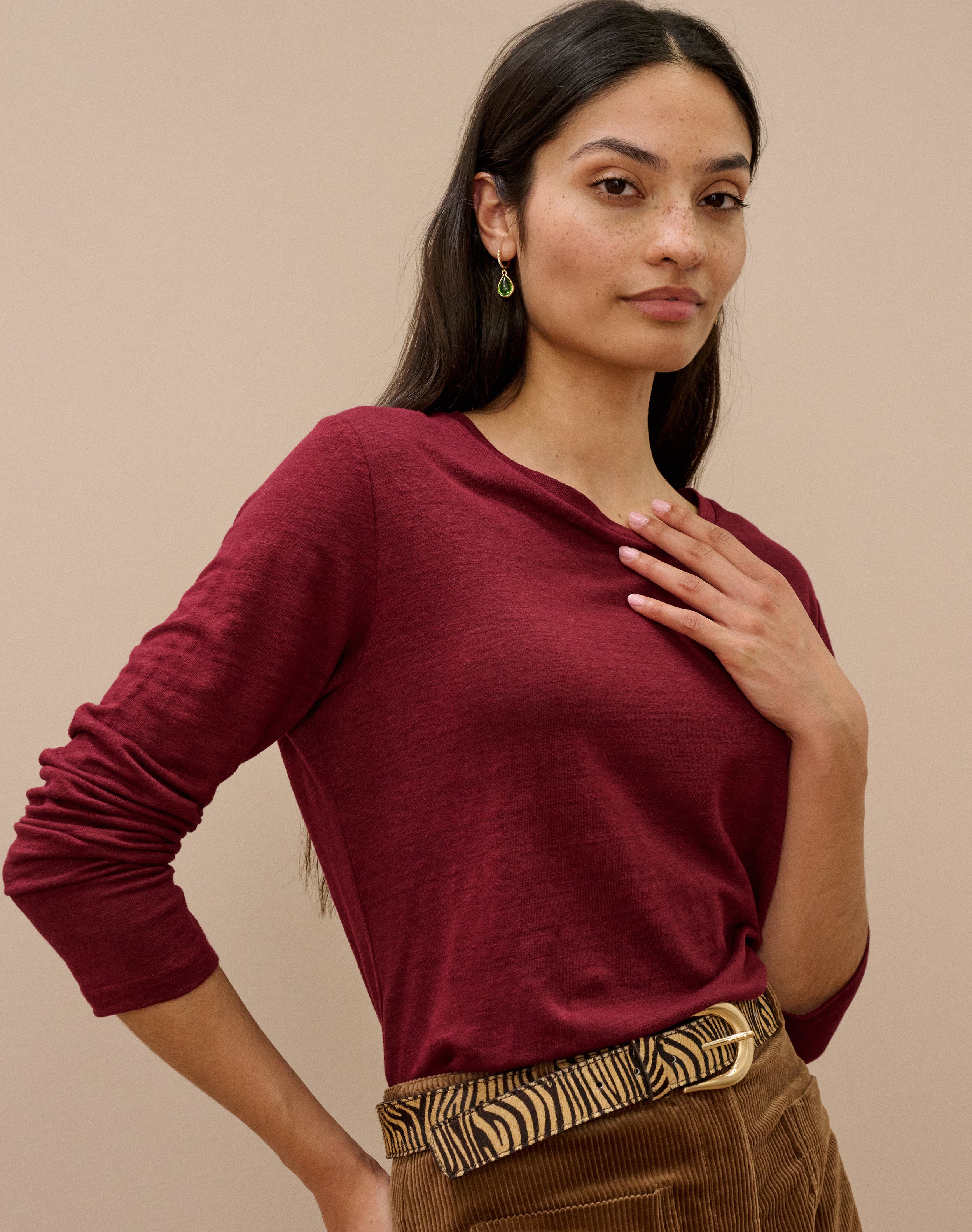 Linen Knit Boat Neck T-Shirt