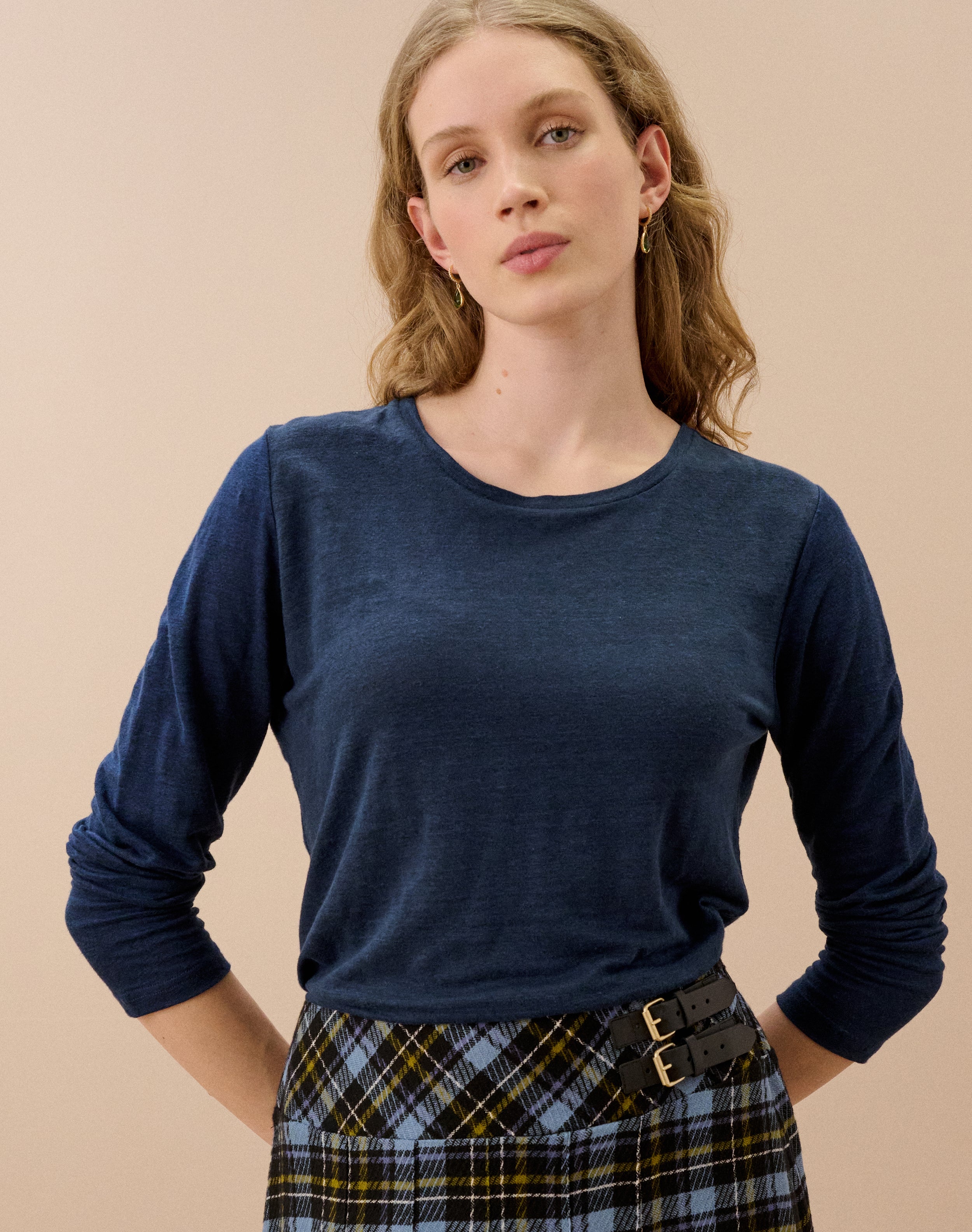 Linen Knit Boat Neck T-Shirt