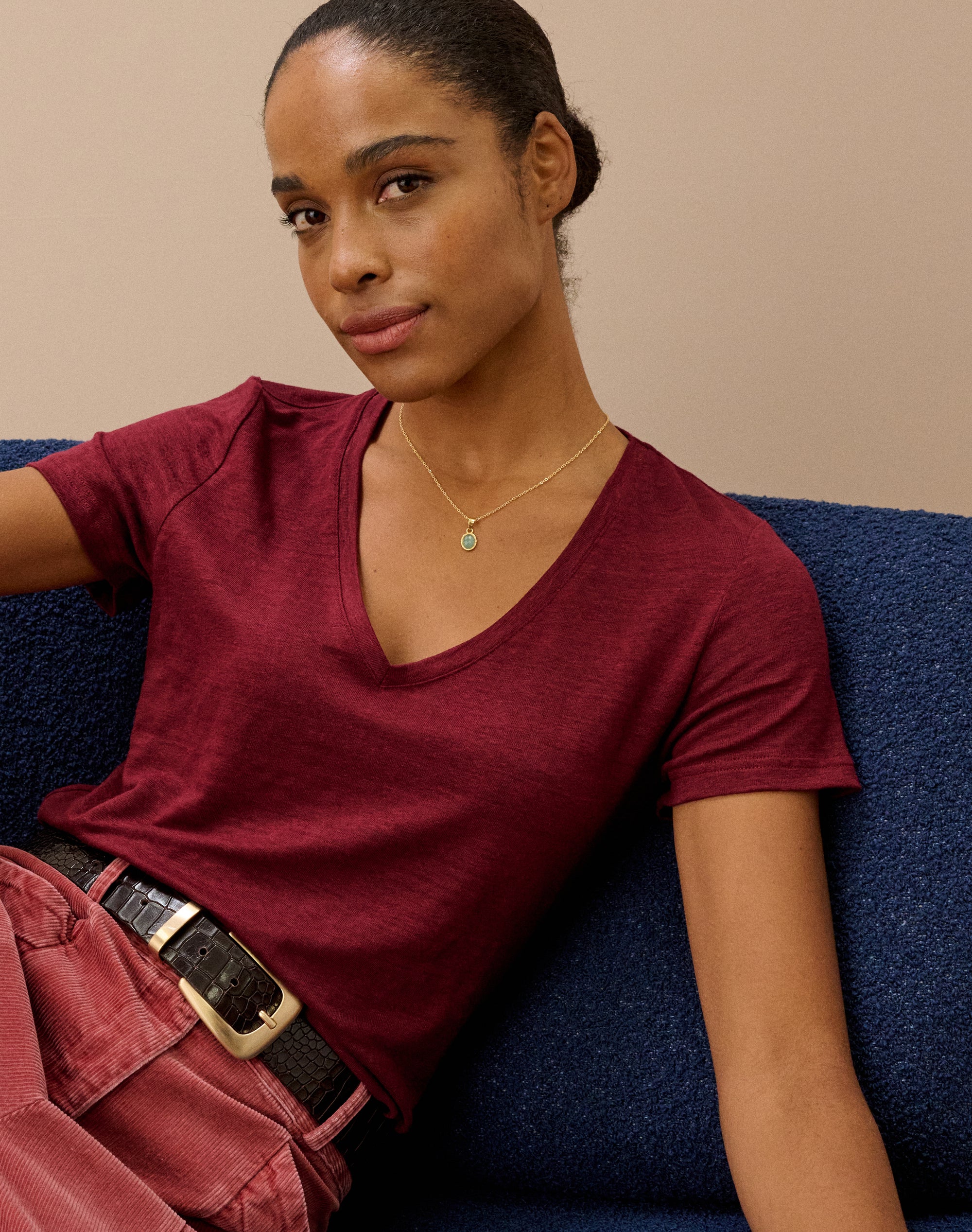 Linen Knit V Neck T-Shirt