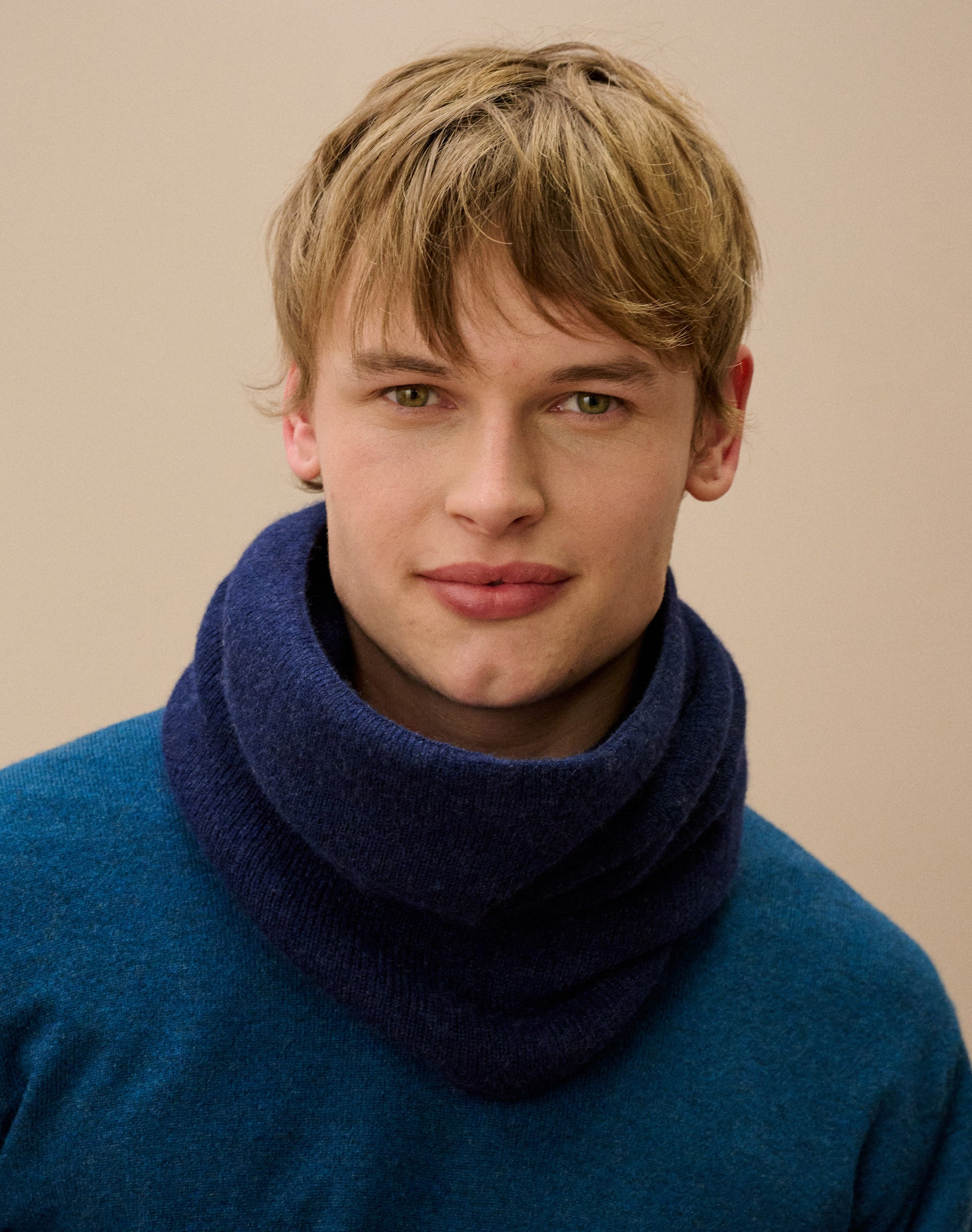 Cashmere Gauzy Snood