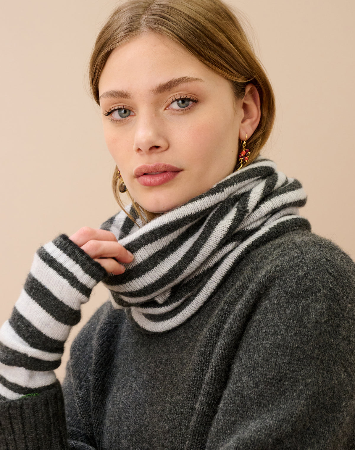 Cashmere Gauzy Stripe Snood
