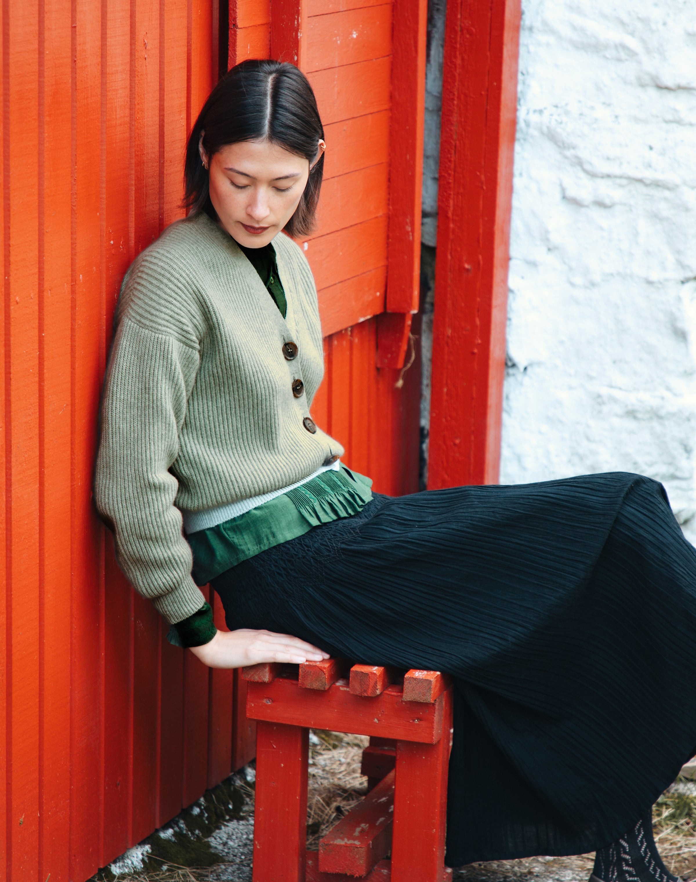 Cashmere V Neck Ribbed Cardigan