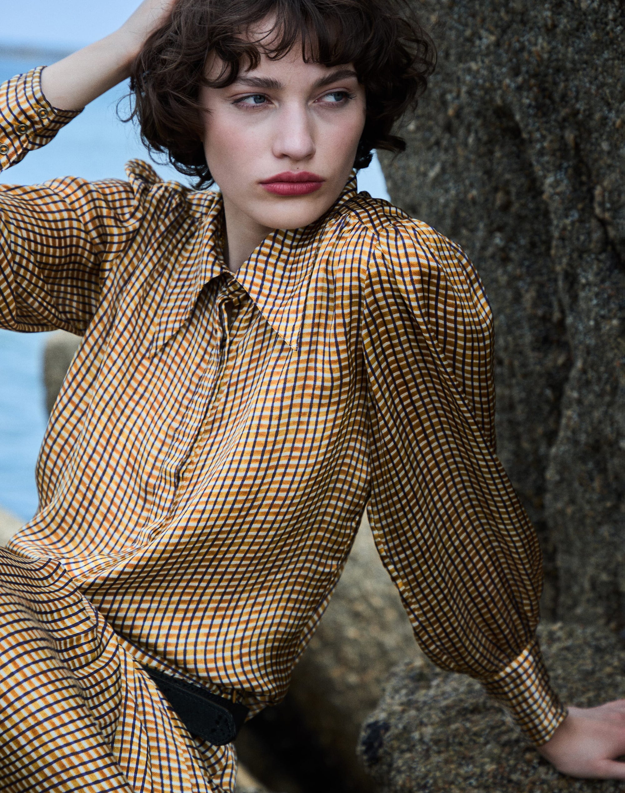 Graphic Check Dagger Collar Shirt