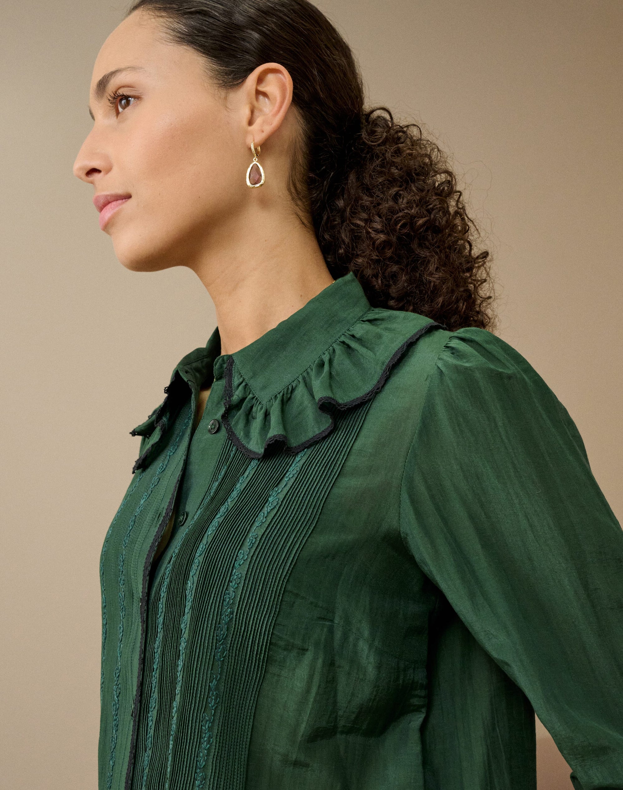 Silk Cotton Frill Collar Shirt