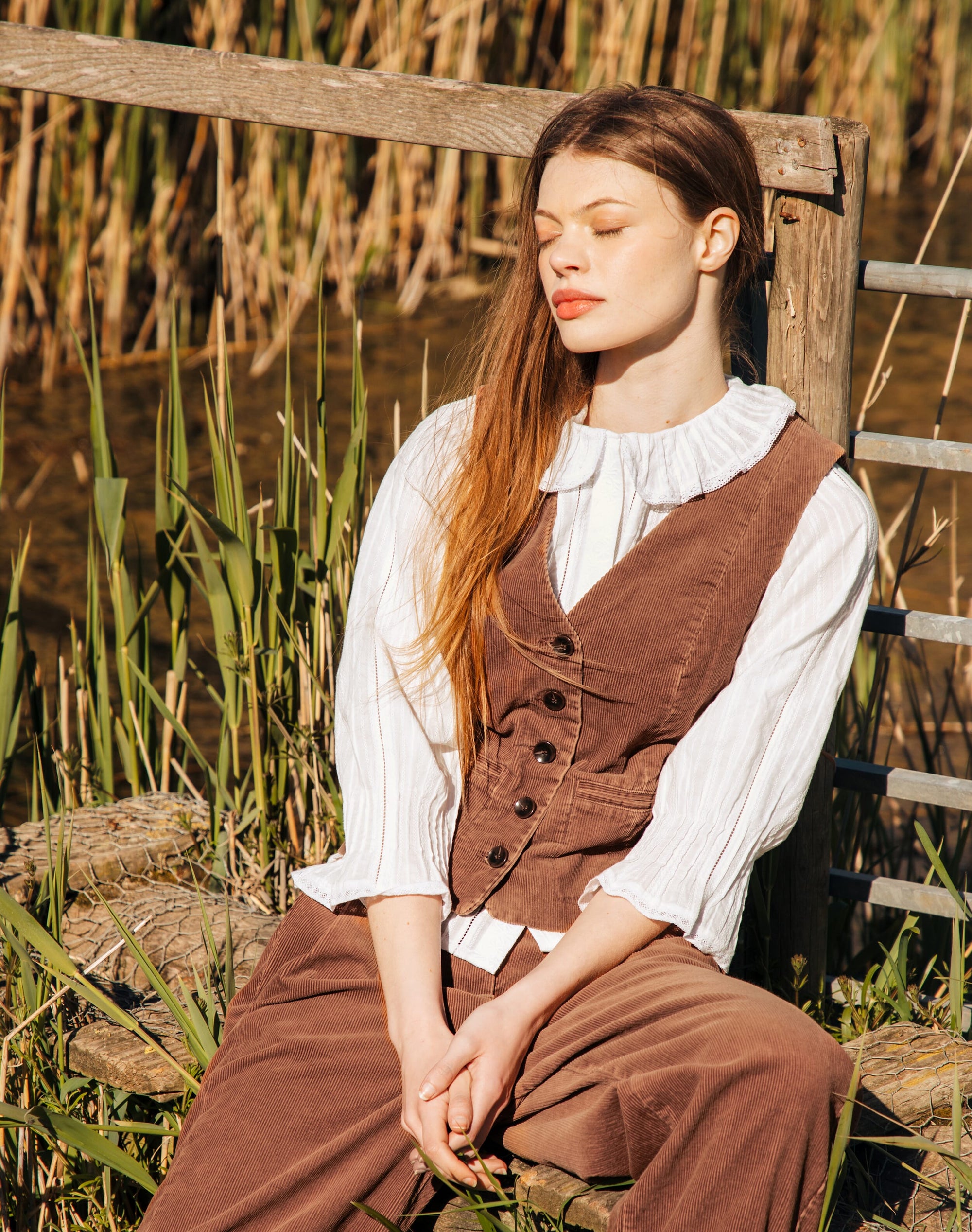 Organic Cotton Fitted Blouse