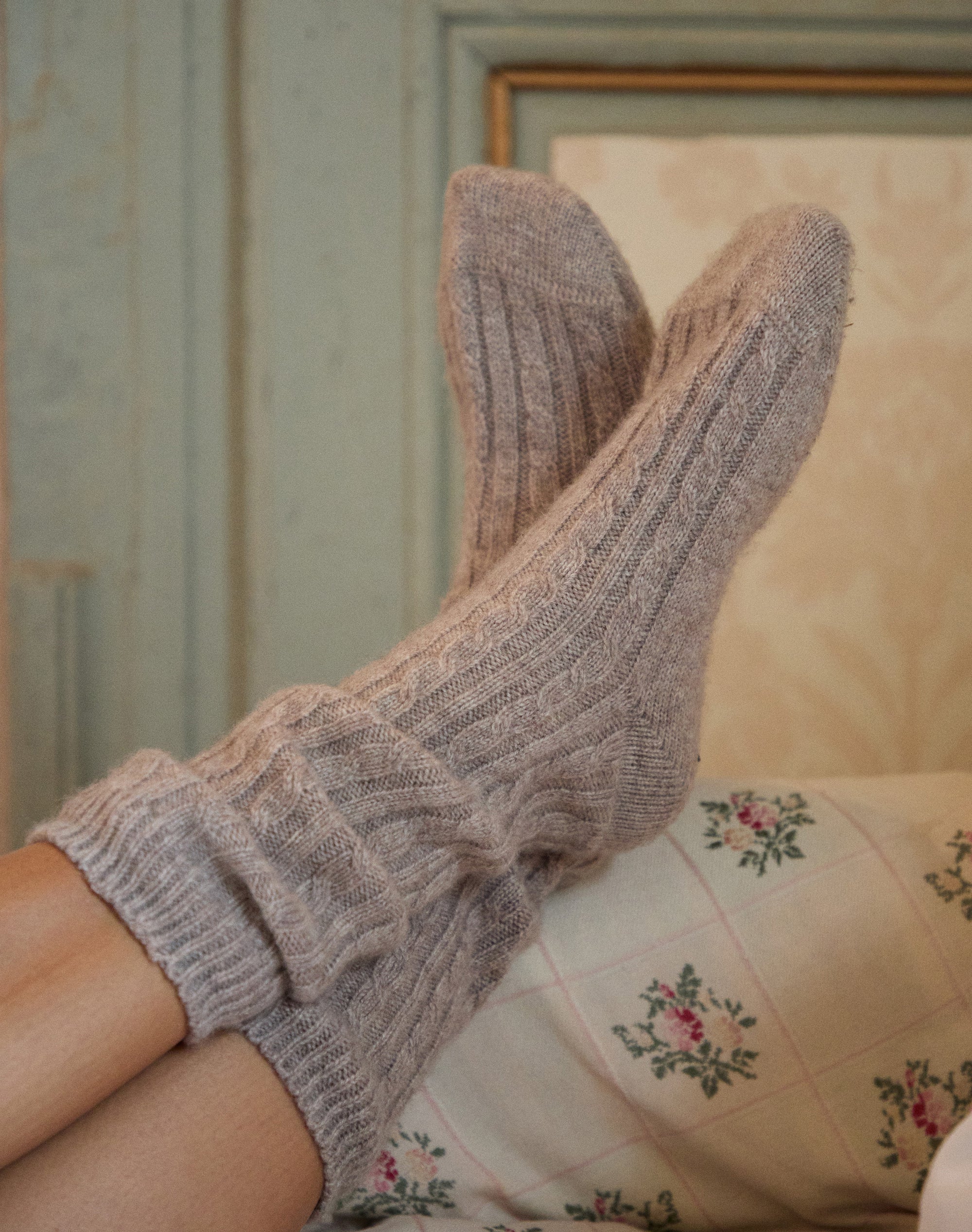 Women's Cashmere Bed Socks