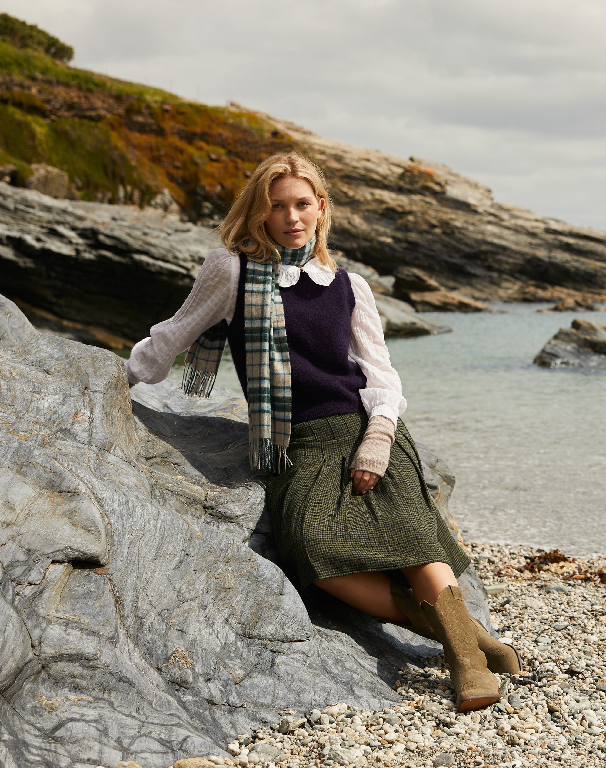 Puppytooth Check Pleated Skirt