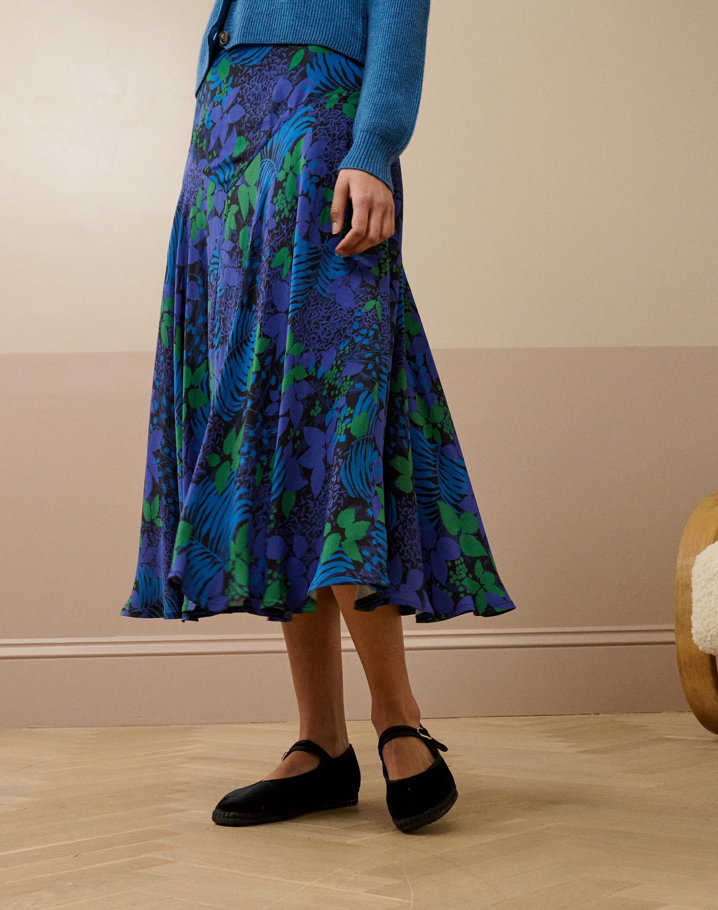 Satin Backed Crepe Leaf Print Skirt