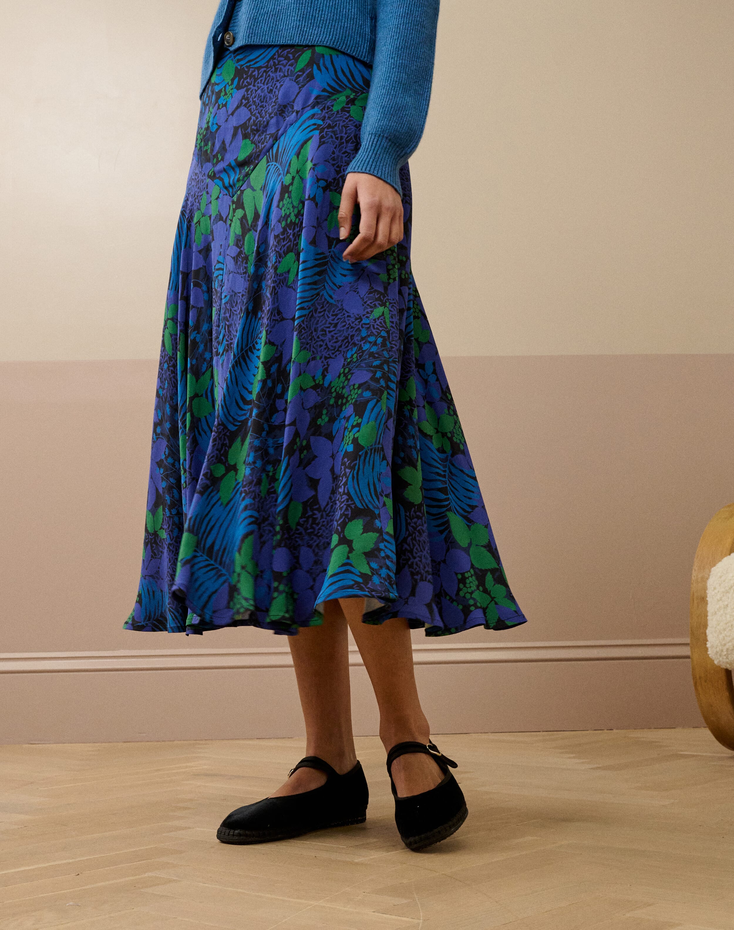 Satin Backed Crepe Leaf Print Skirt