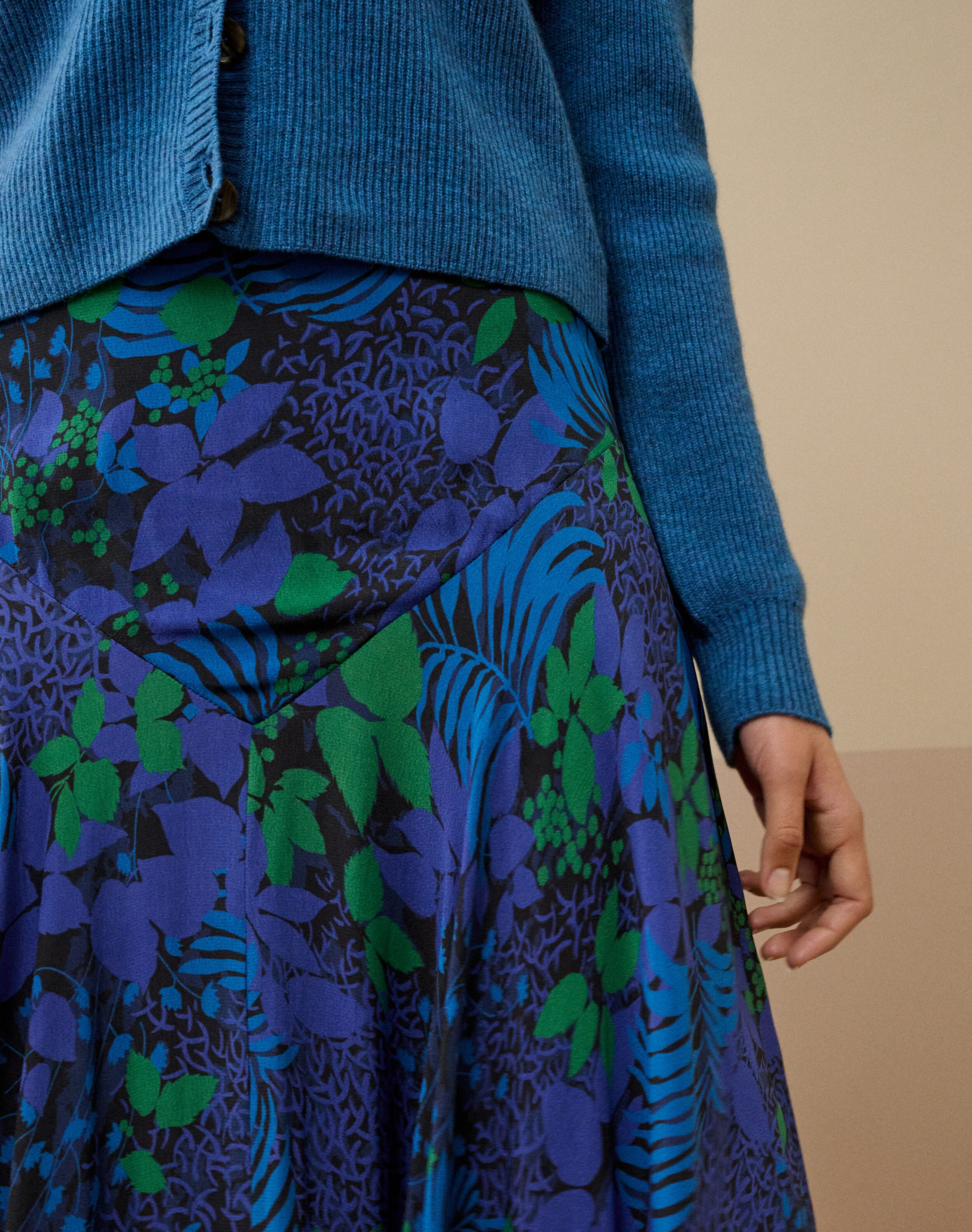 Satin Backed Crepe Leaf Print Skirt
