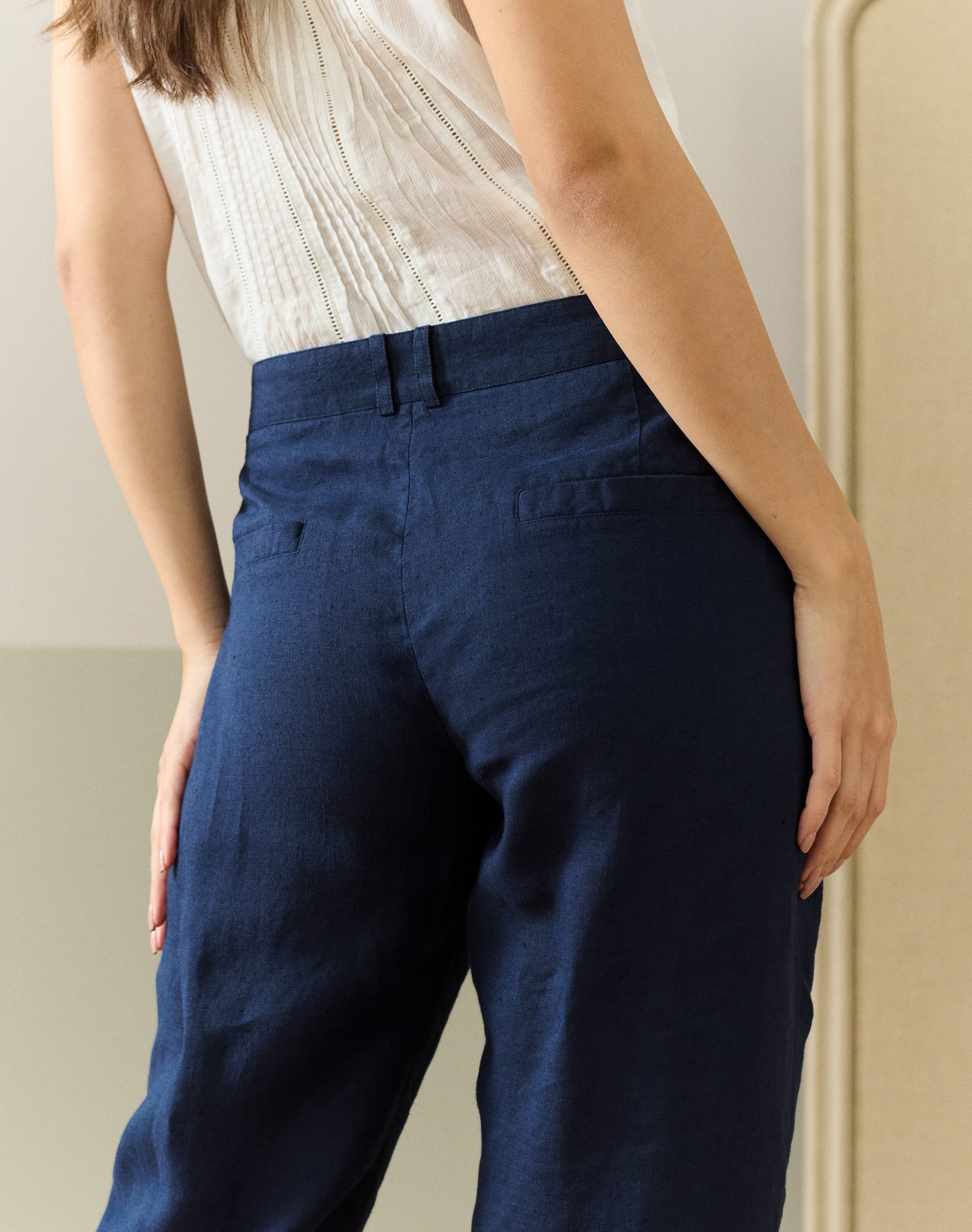 Linen Tapered Trousers