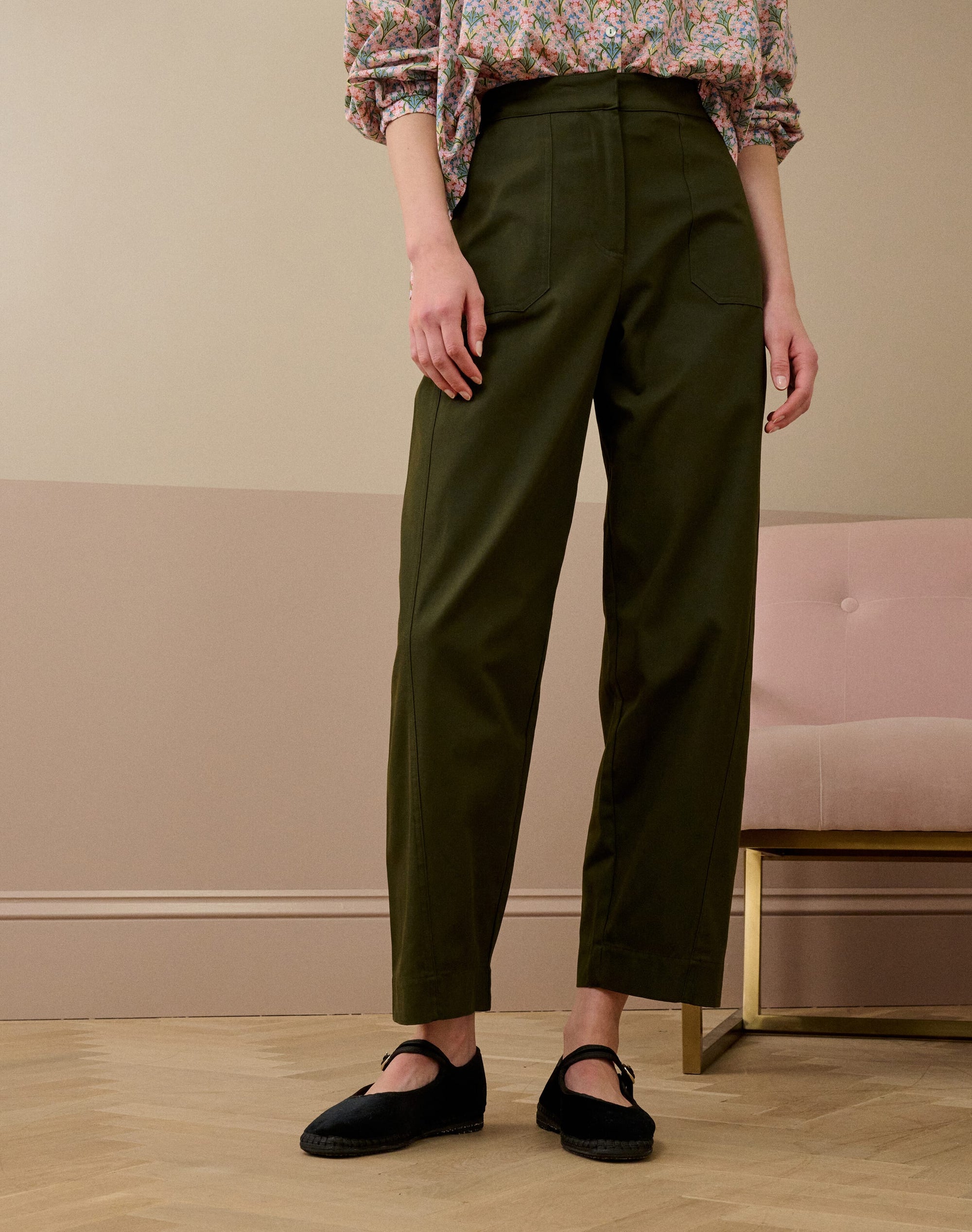 Cotton Canvas Barrel Leg Trousers