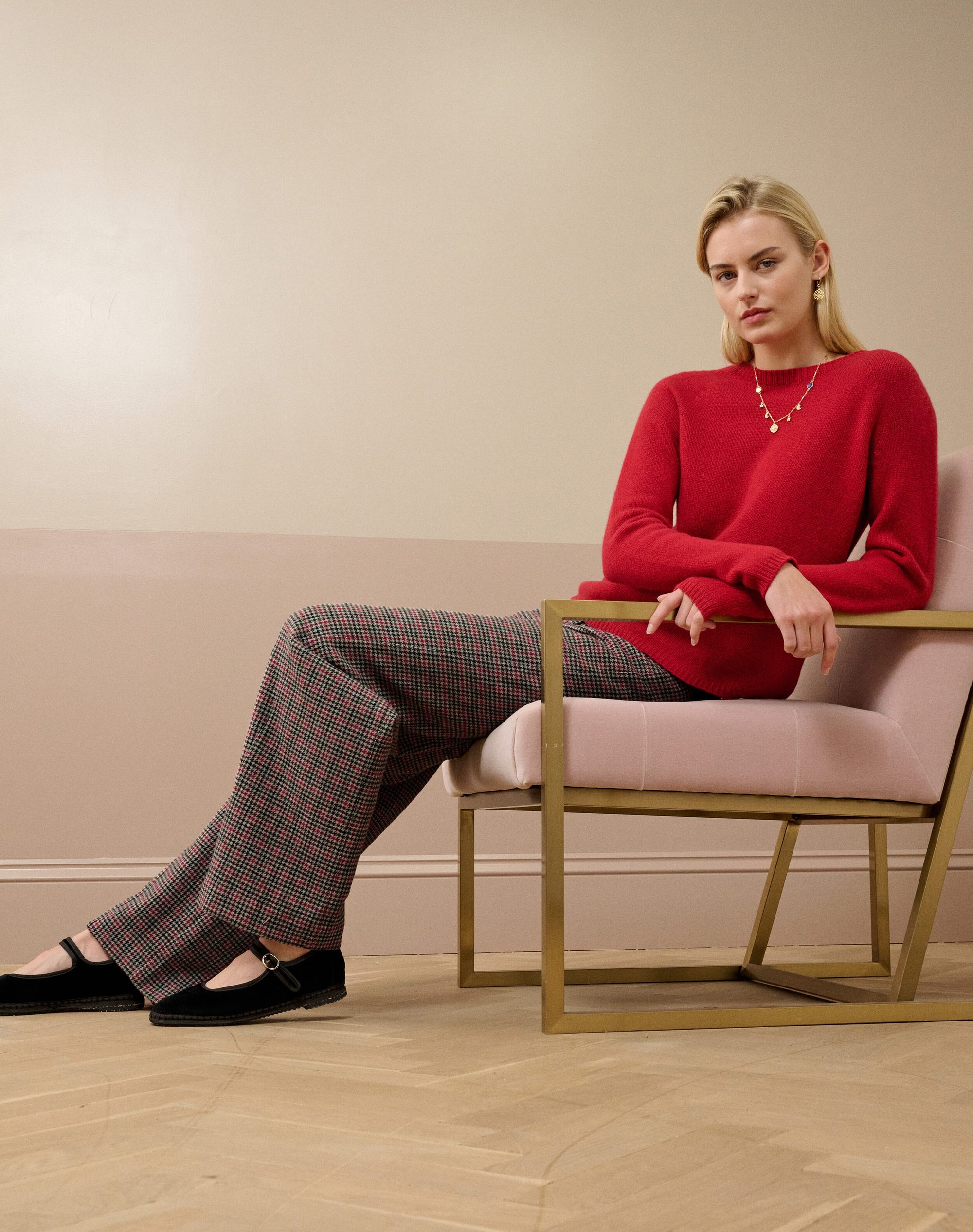 Houndstooth Wool Barrel Leg Trousers