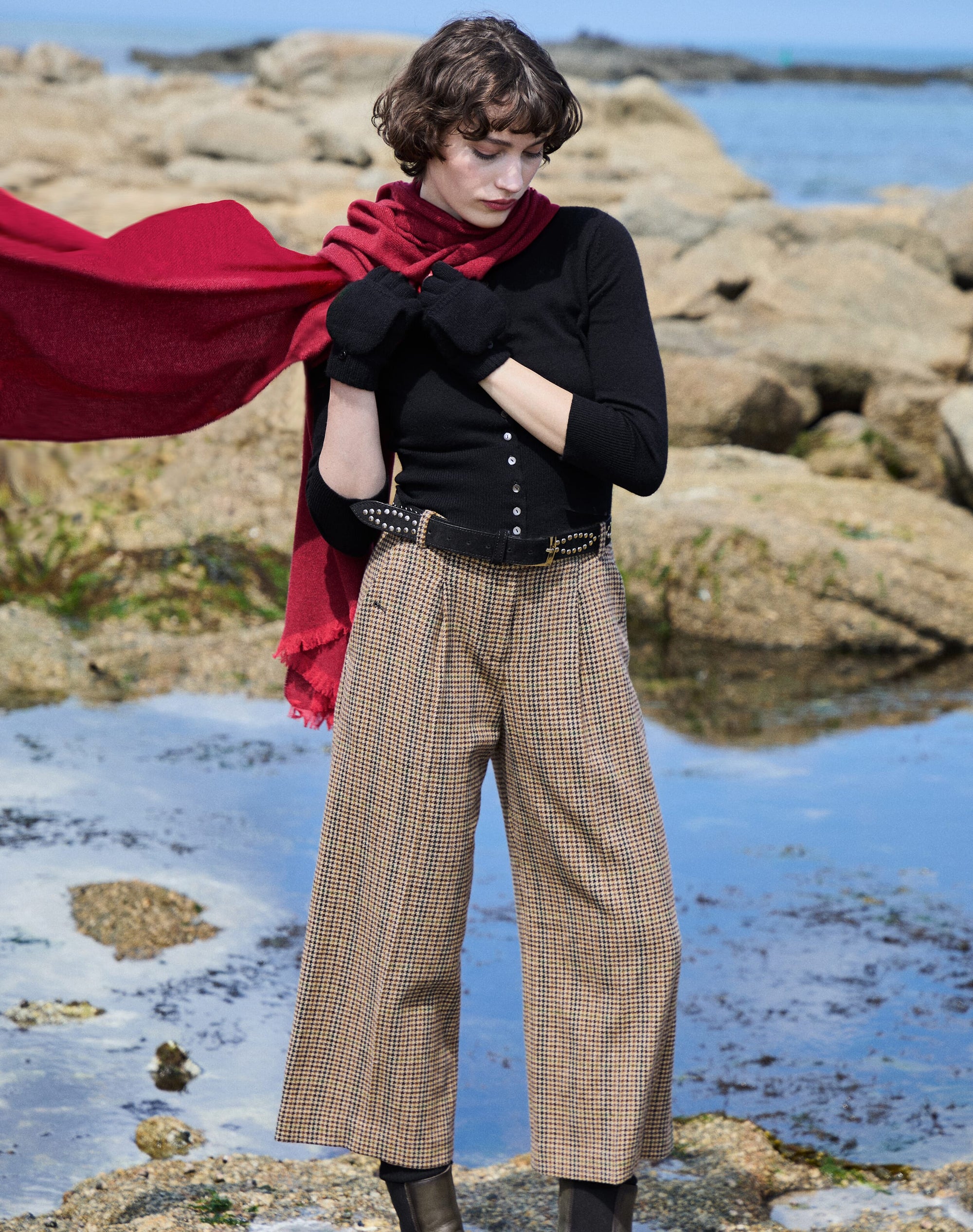 Houndstooth Wool Cropped Trousers