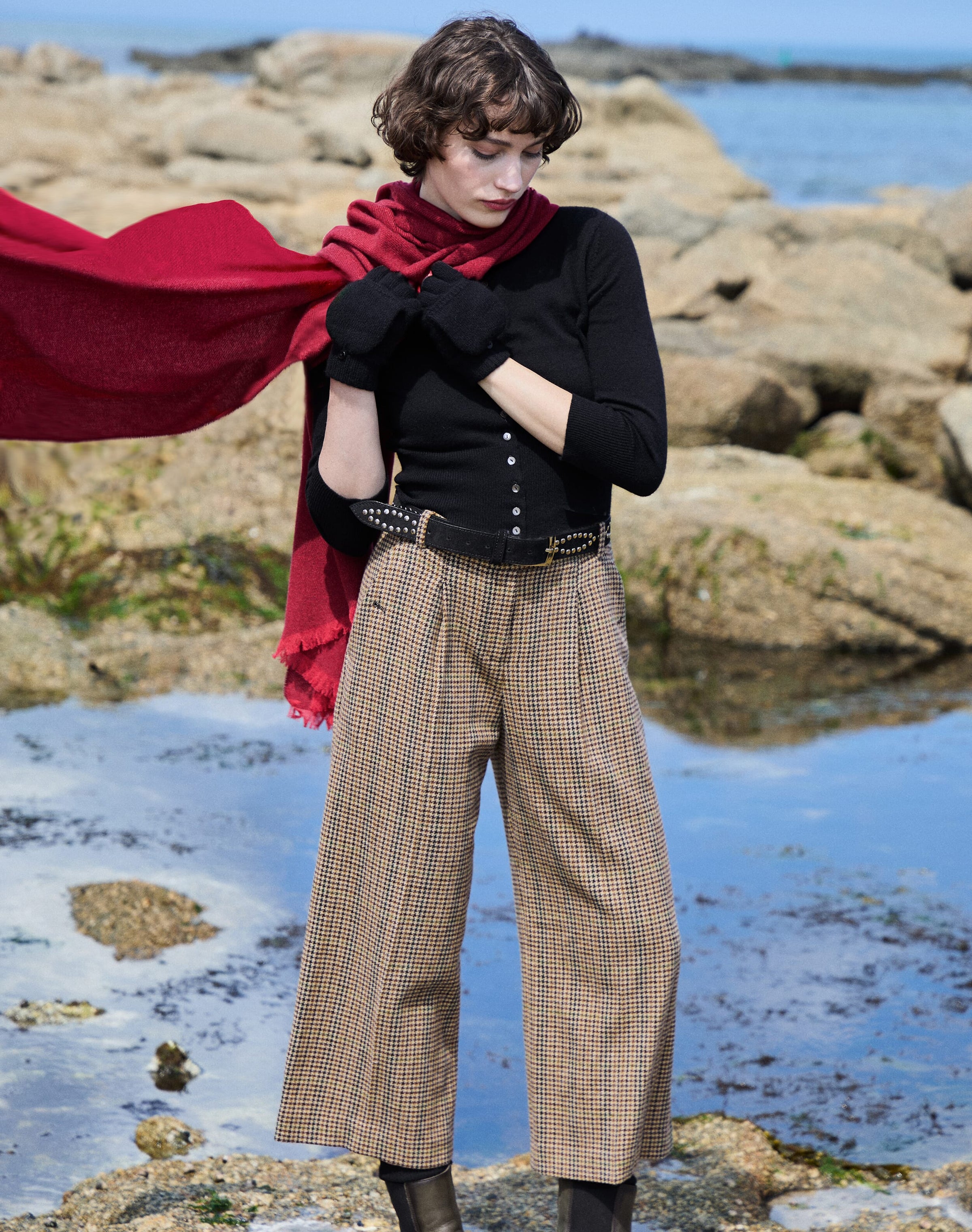 Houndstooth Wool Cropped Trousers