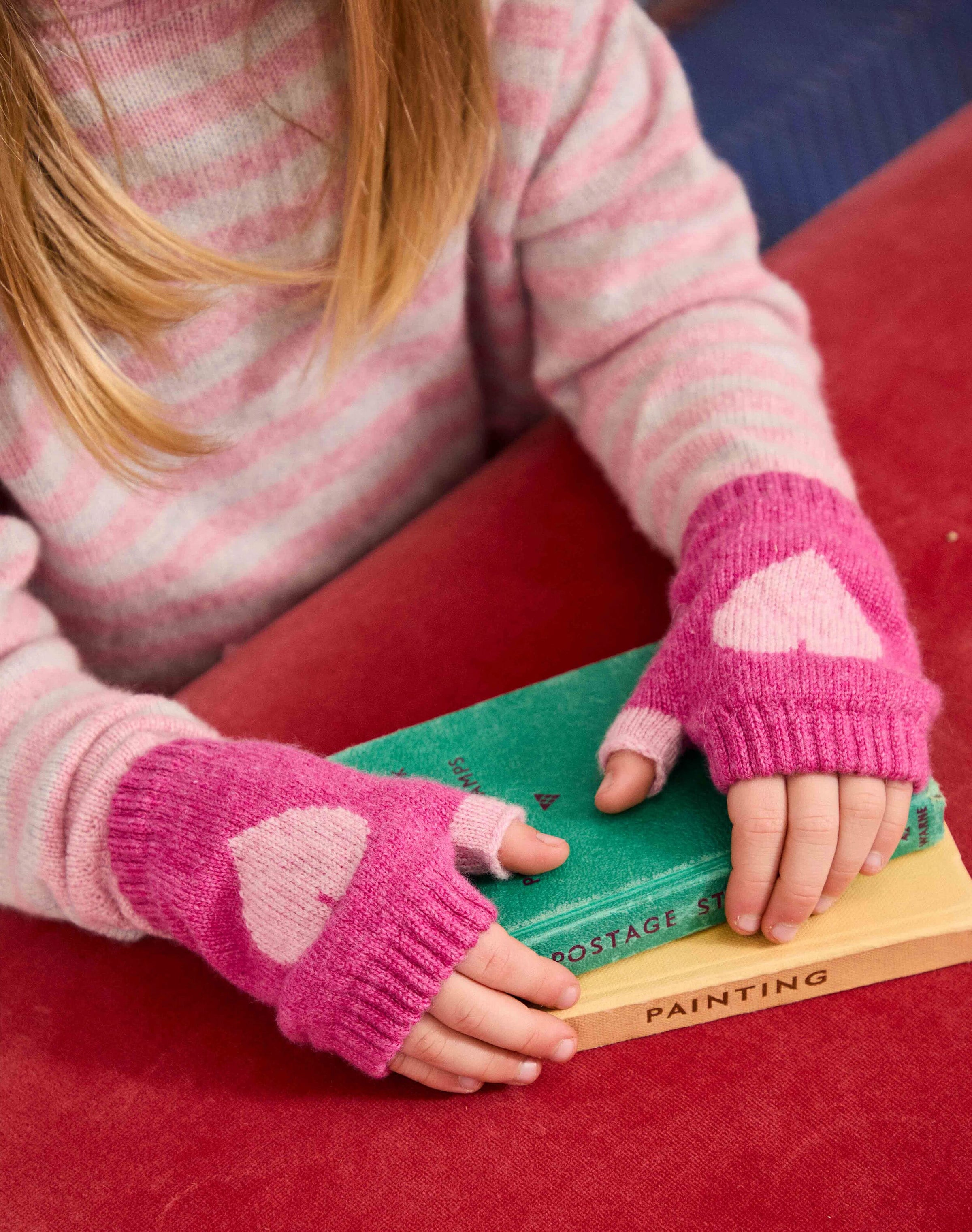Cashmere Heart Wristwarmers
