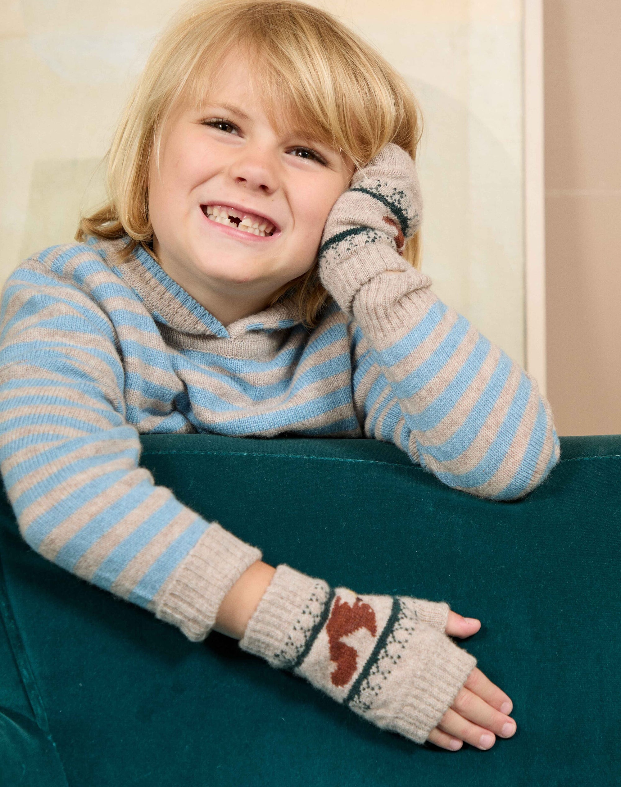 Cashmere Squirrel Wristwarmers