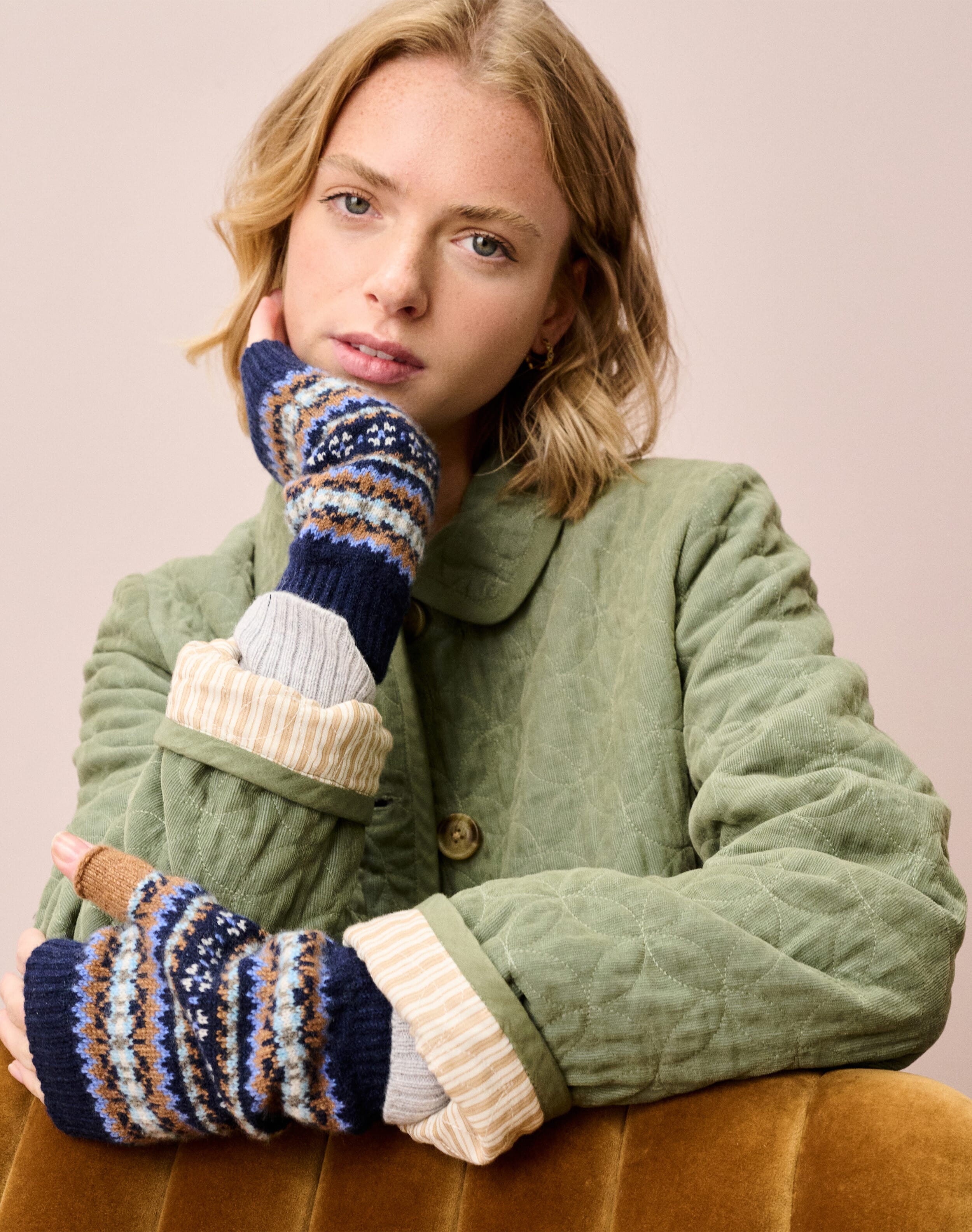 Women's Cashmere Folk Wristwarmers