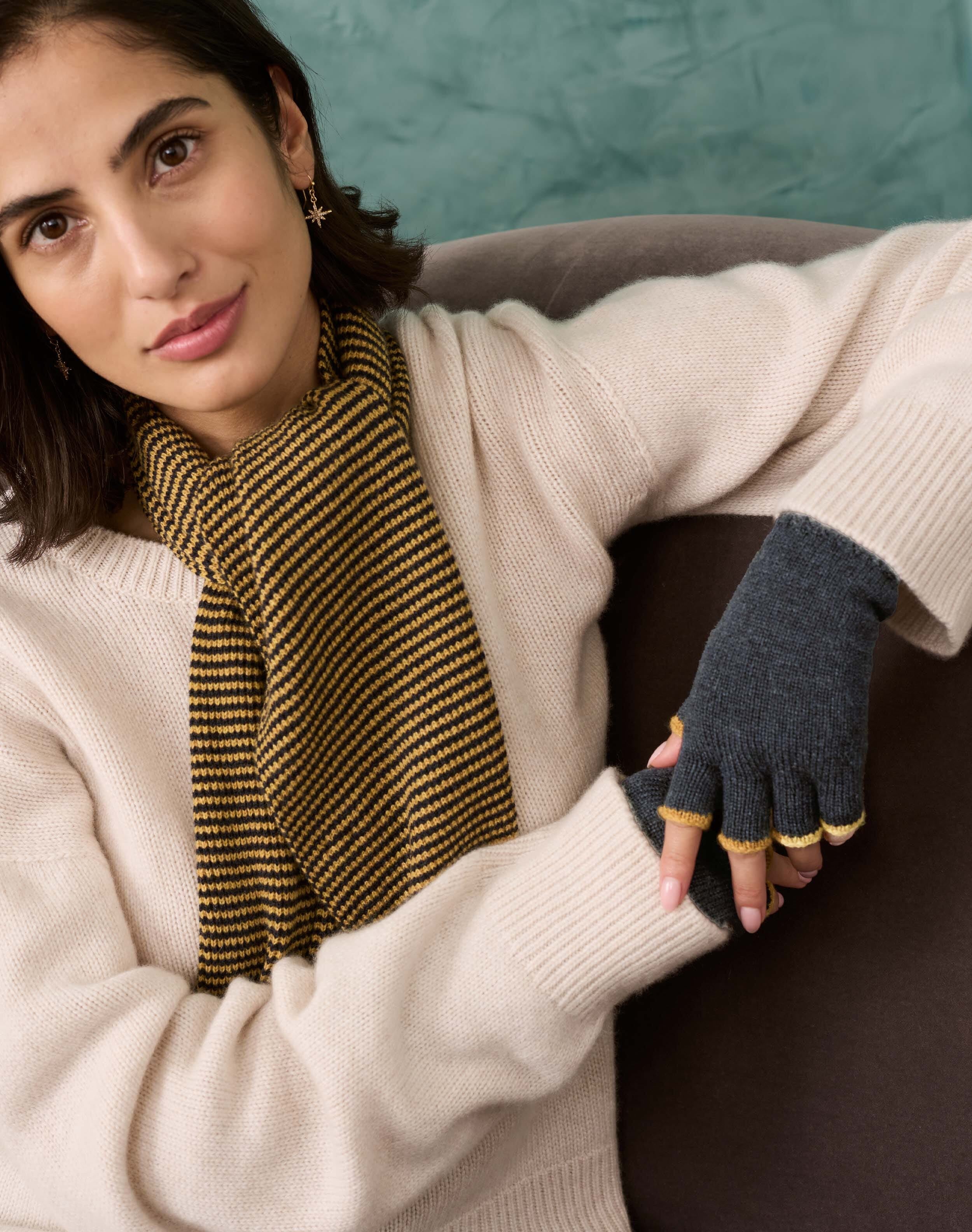 Women's Cashmere Fingerless Gloves