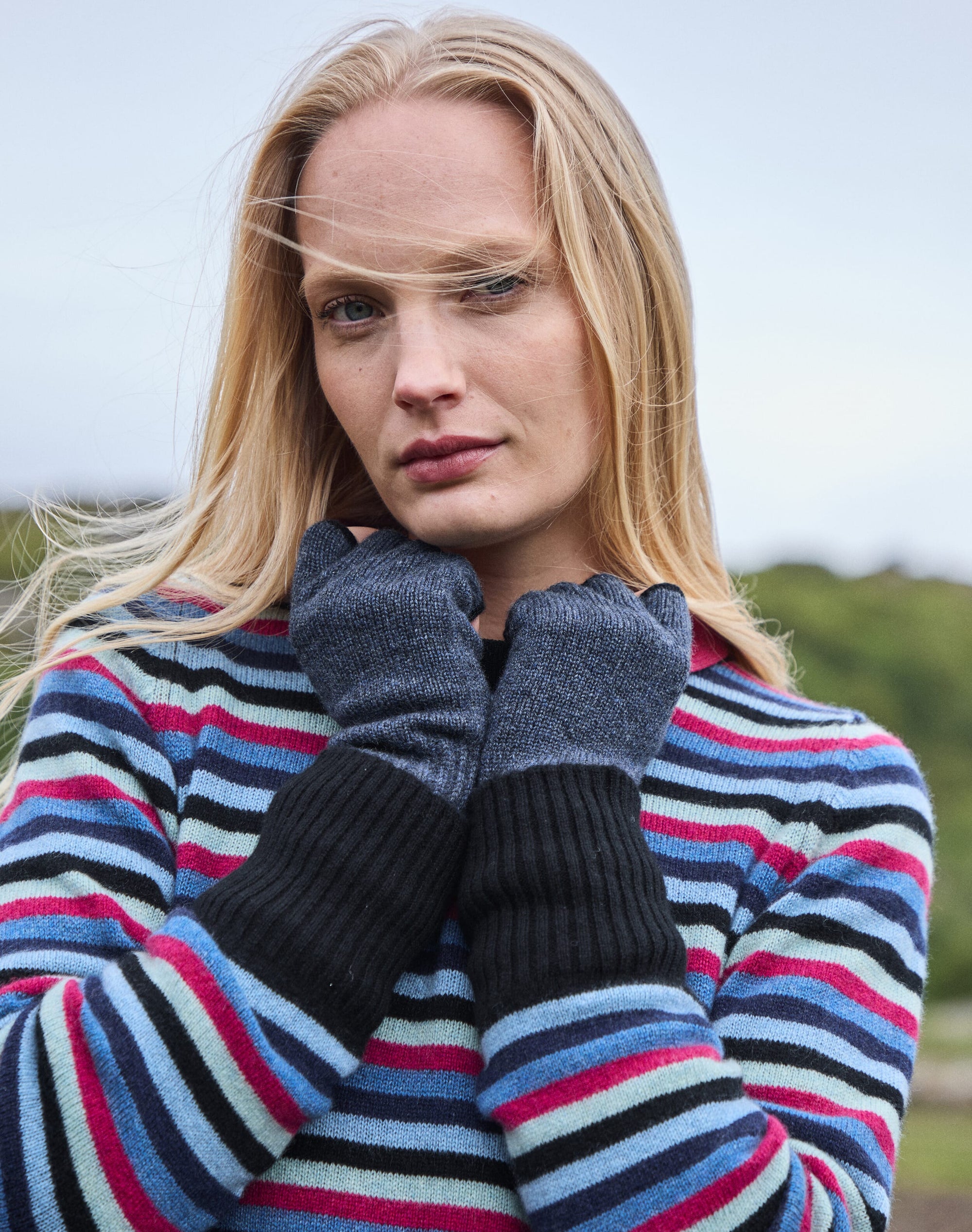 Women's Cashmere Fingerless Gloves