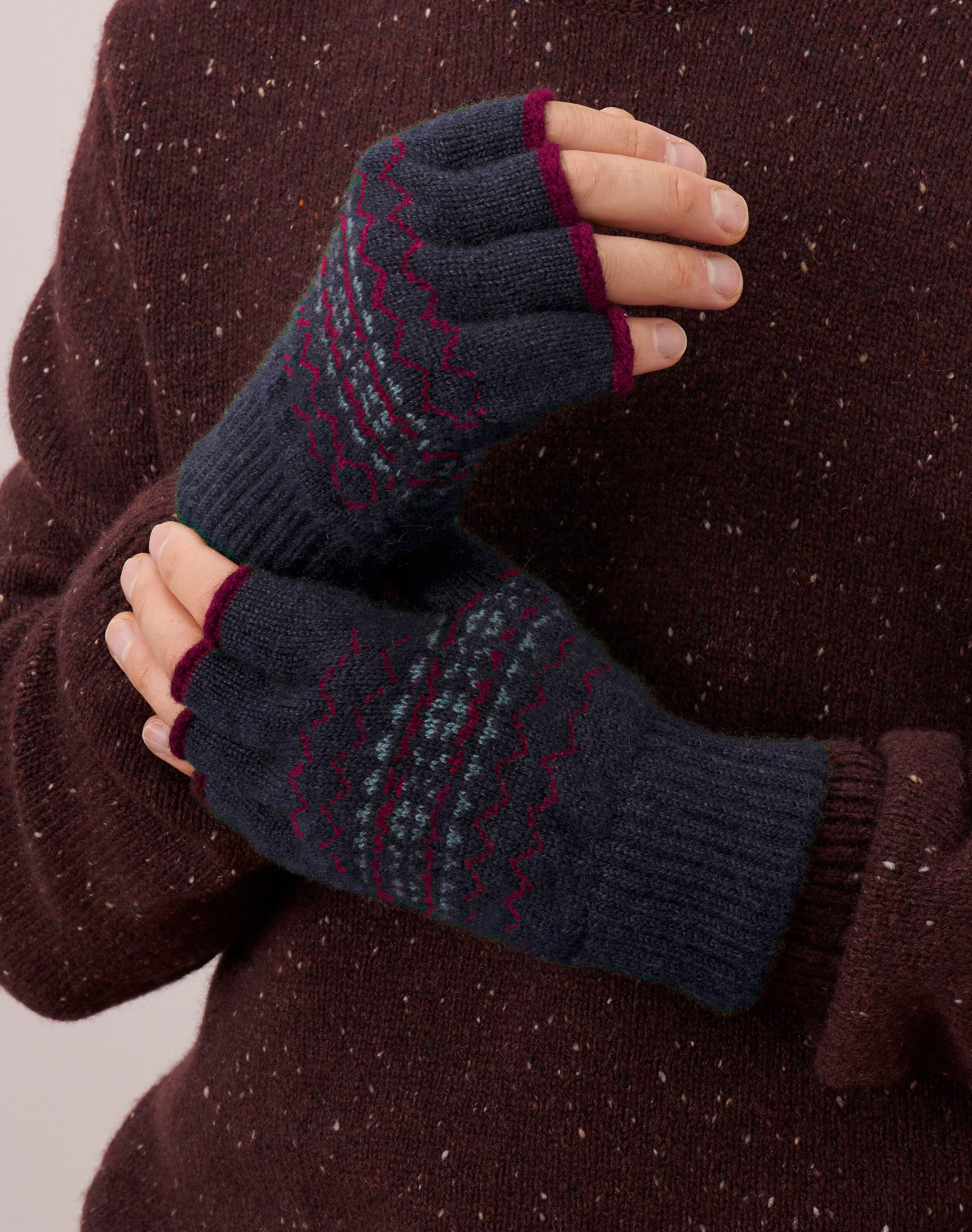 Men's Cashmere Folk Fingerless Gloves