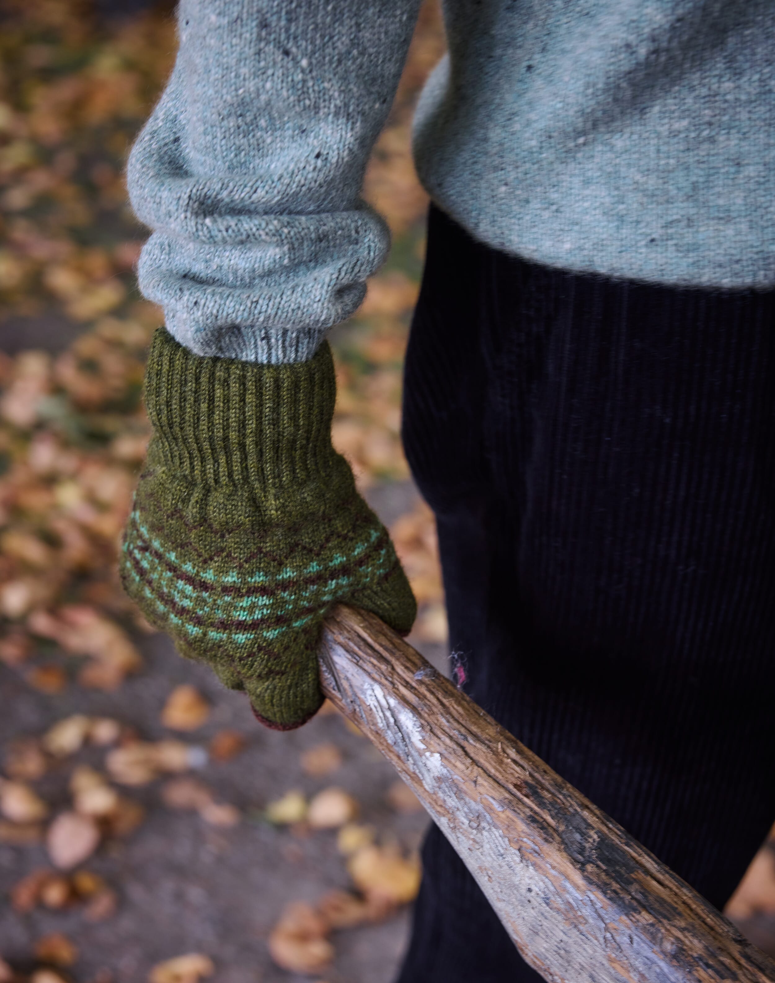 Men's Cashmere Folk Fingerless Gloves