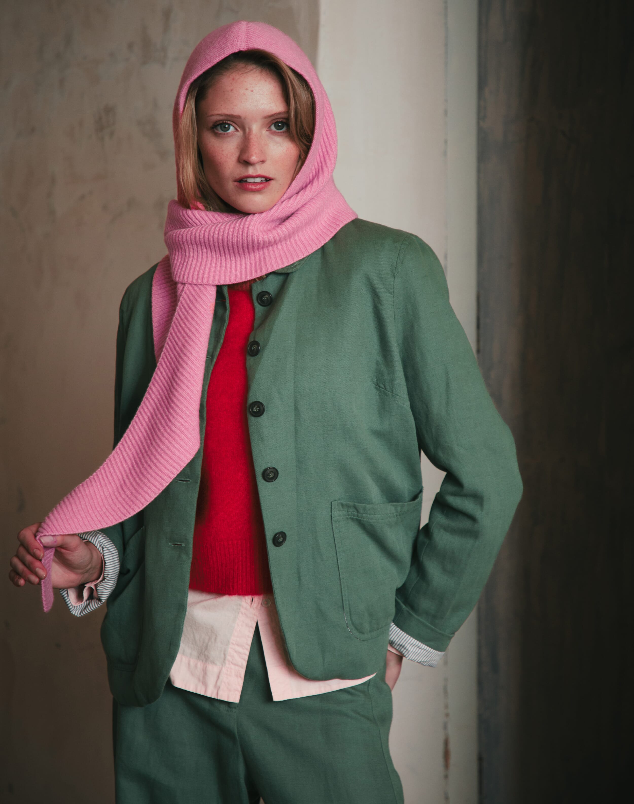 Cashmere Ribbed Hooded Scarf