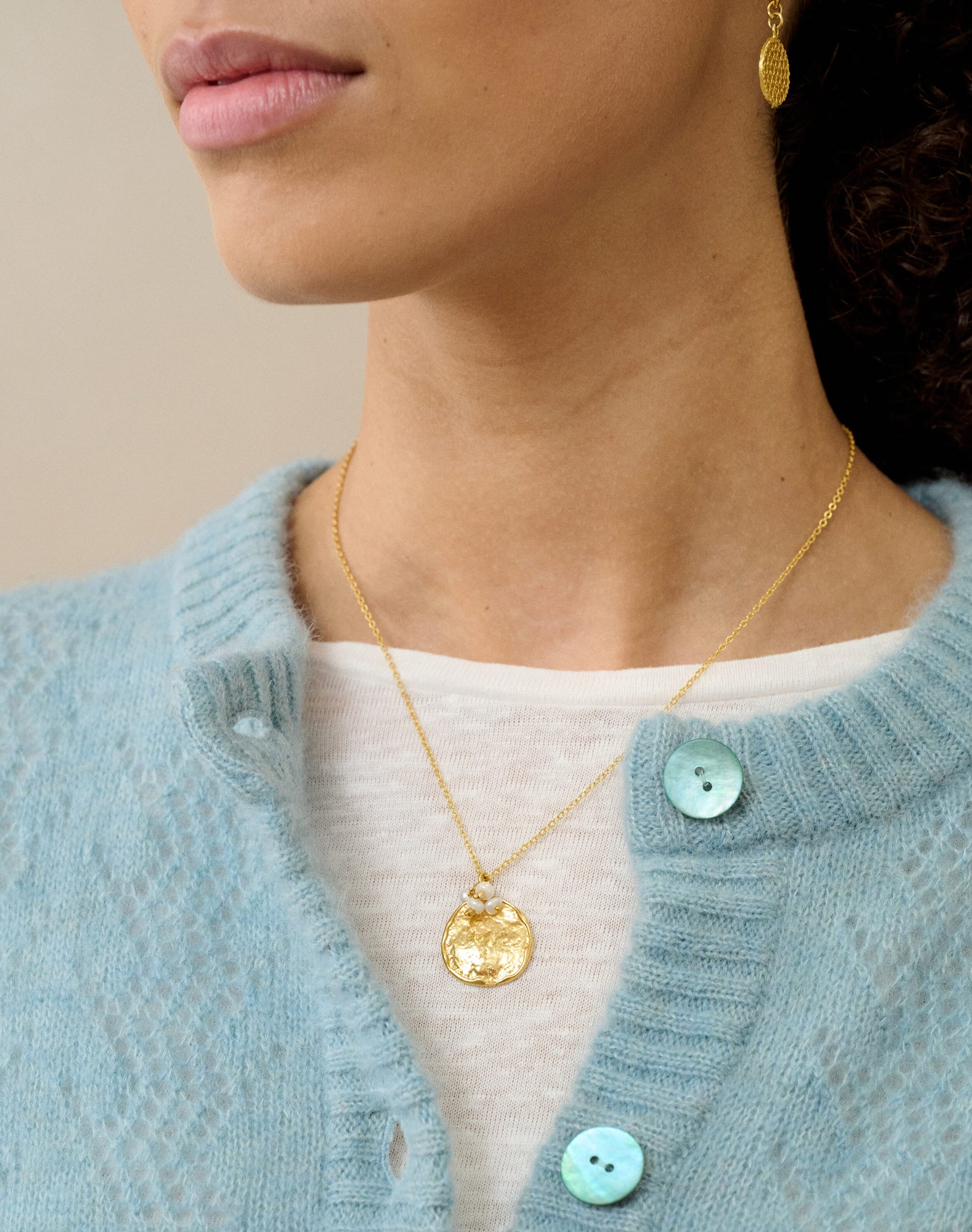 Gold Hammered Disc & Pearl Necklace