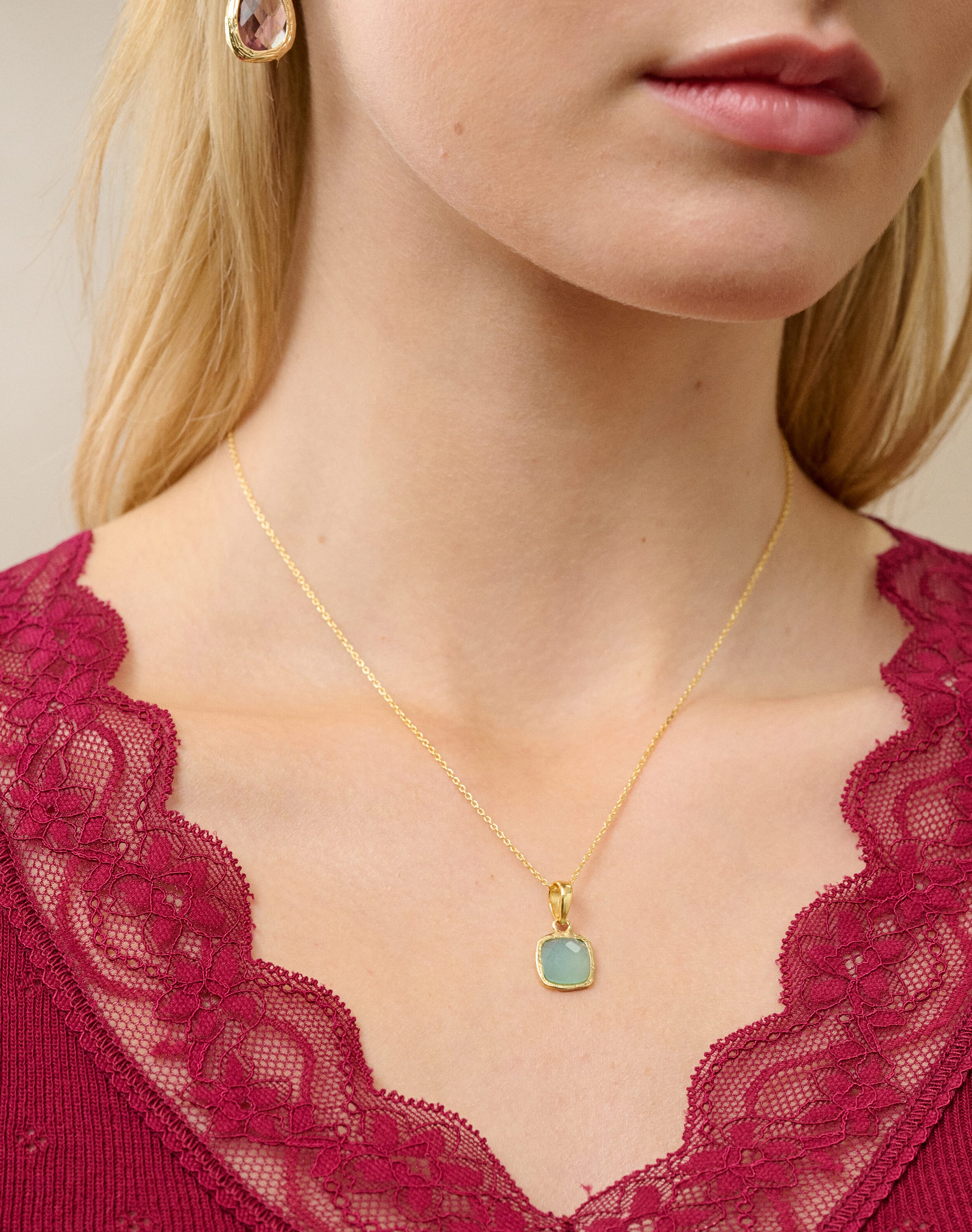 Faceted Pendant Necklace