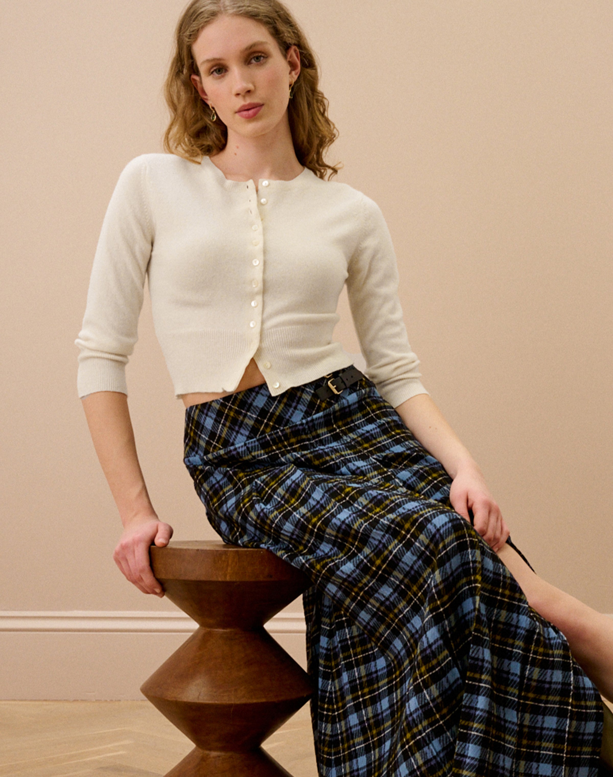 Cashmere Cropped Cardigan