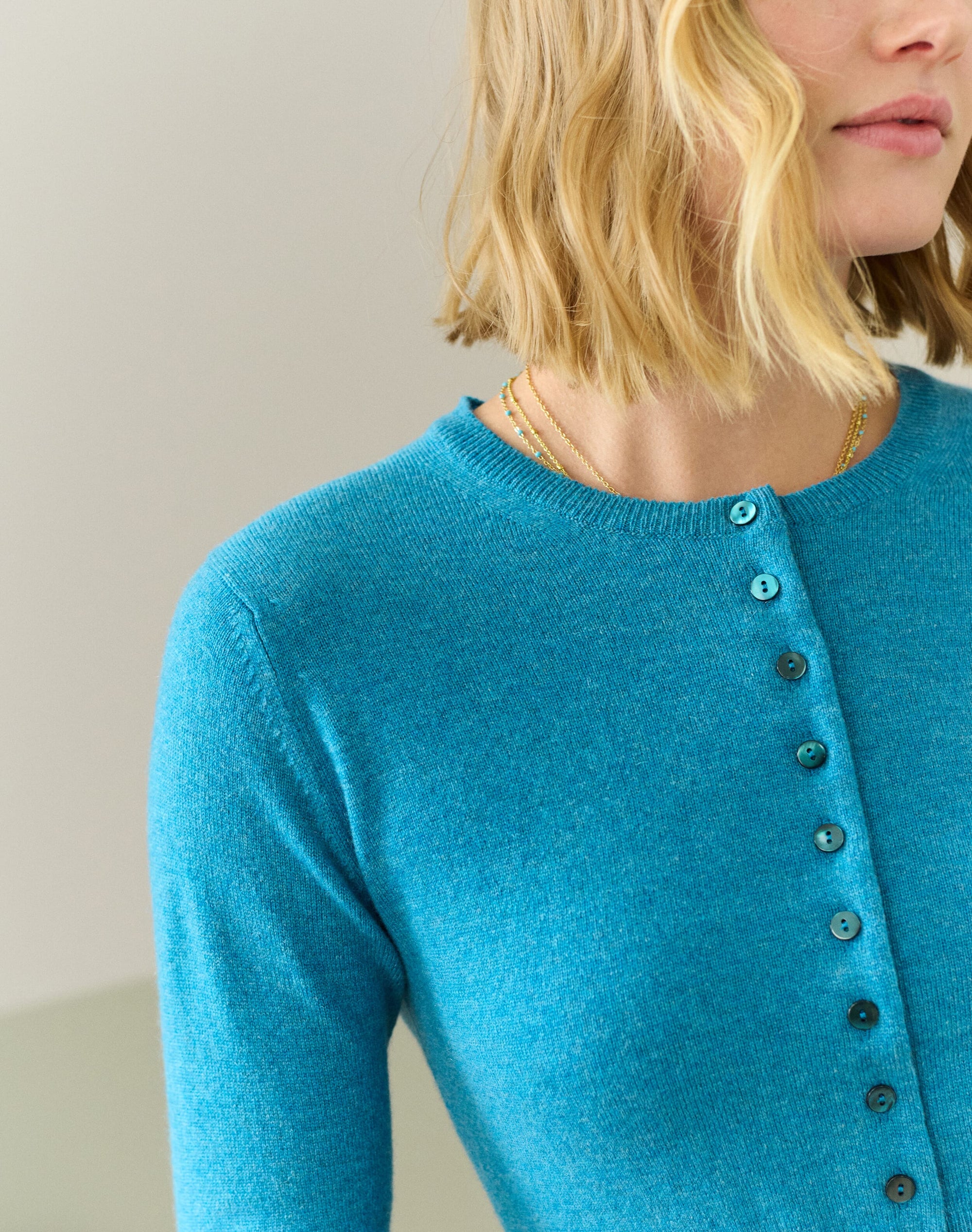 Cashmere Cropped Cardigan