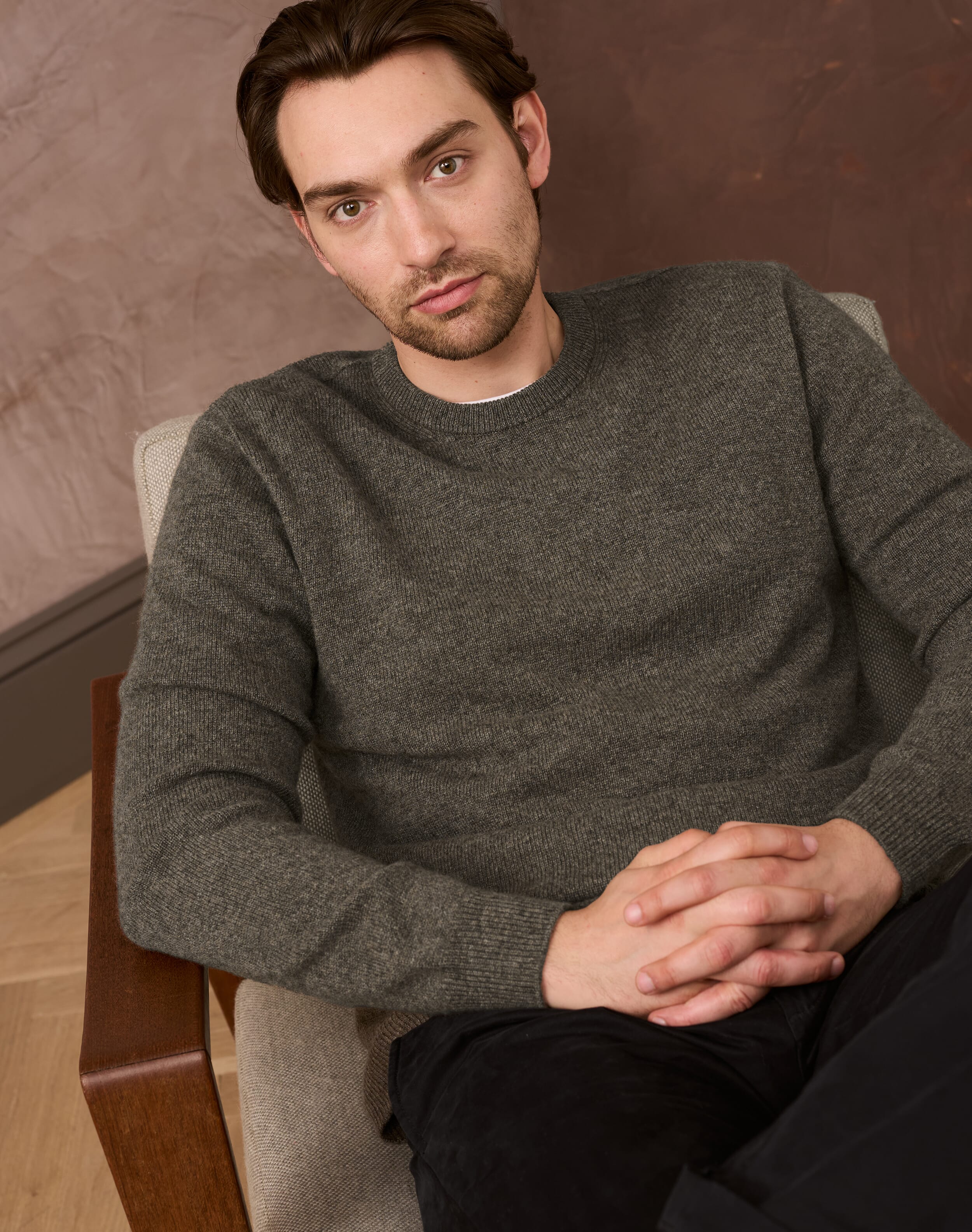 Cashmere Classic Round Neck Jumper