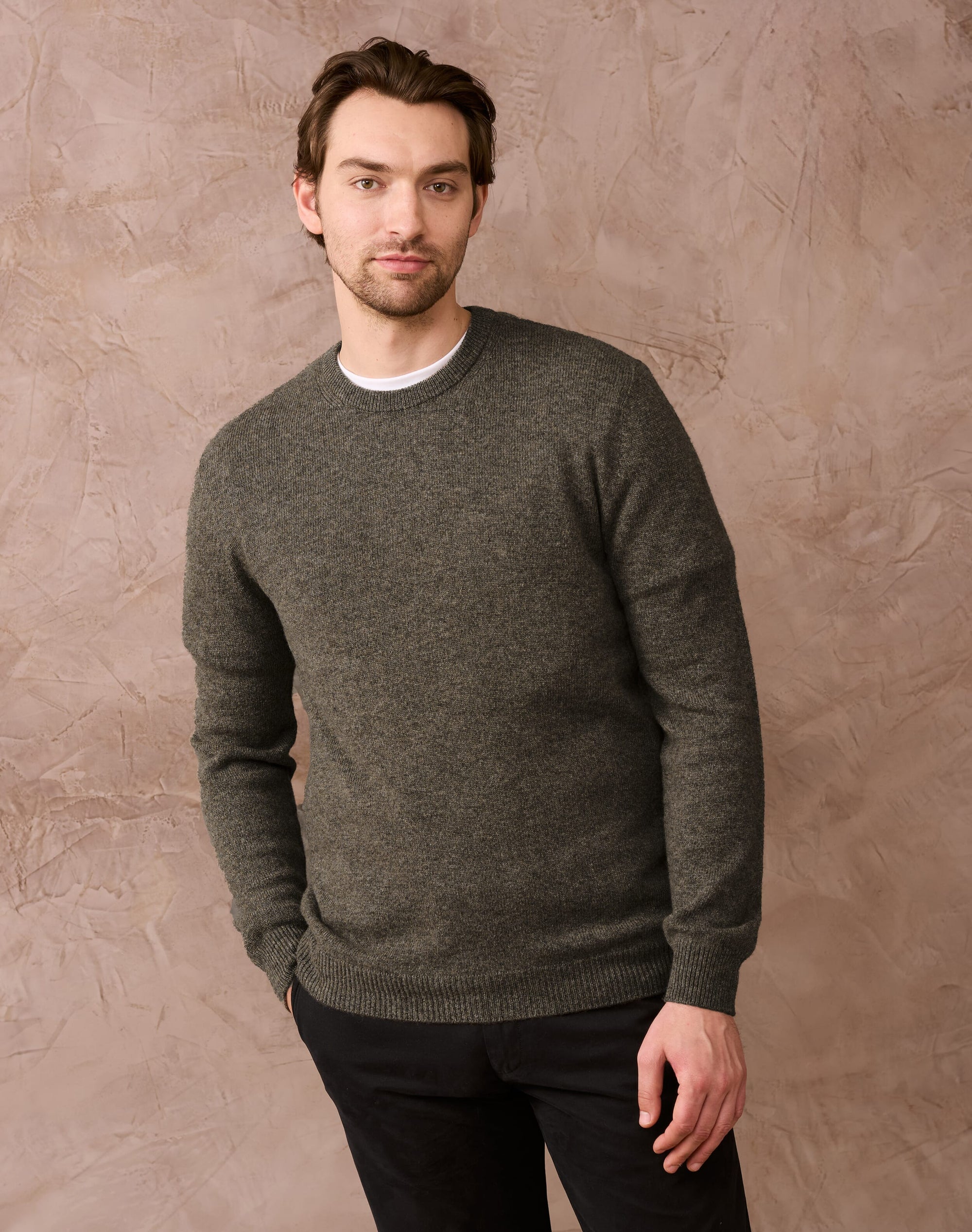 Cashmere Classic Round Neck Jumper