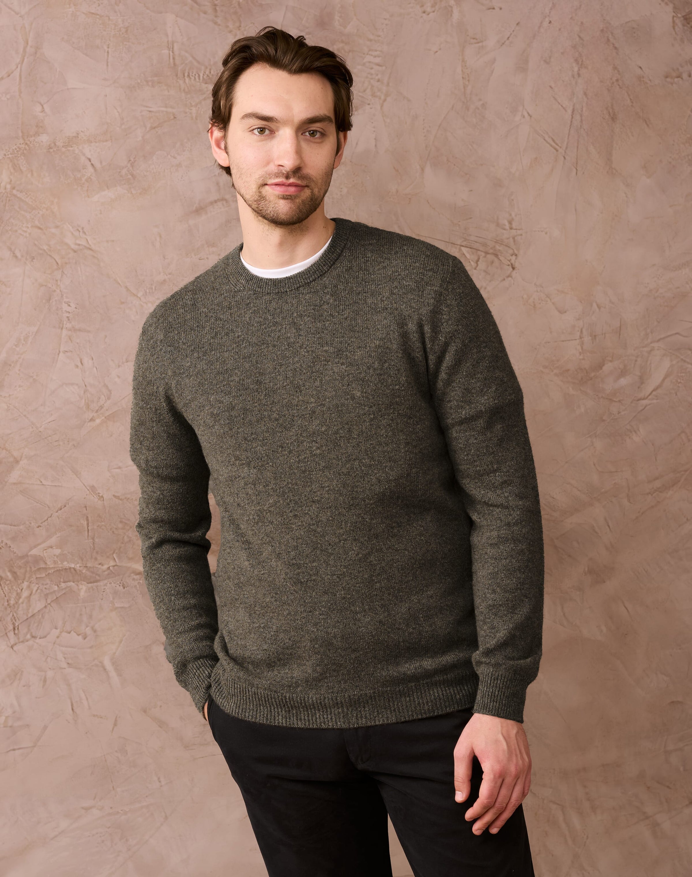 Cashmere Classic Round Neck Jumper