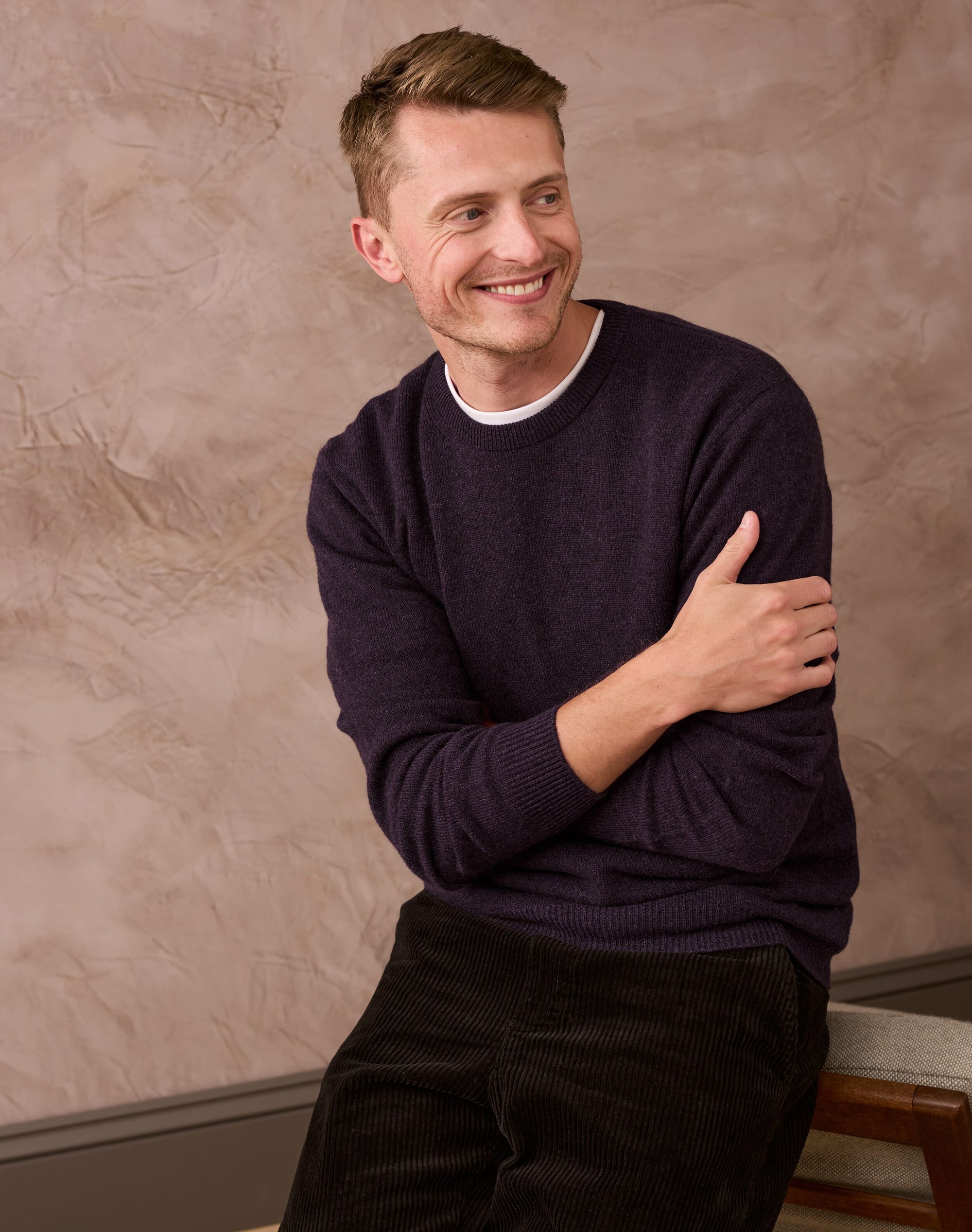 Cashmere Classic Round Neck Jumper