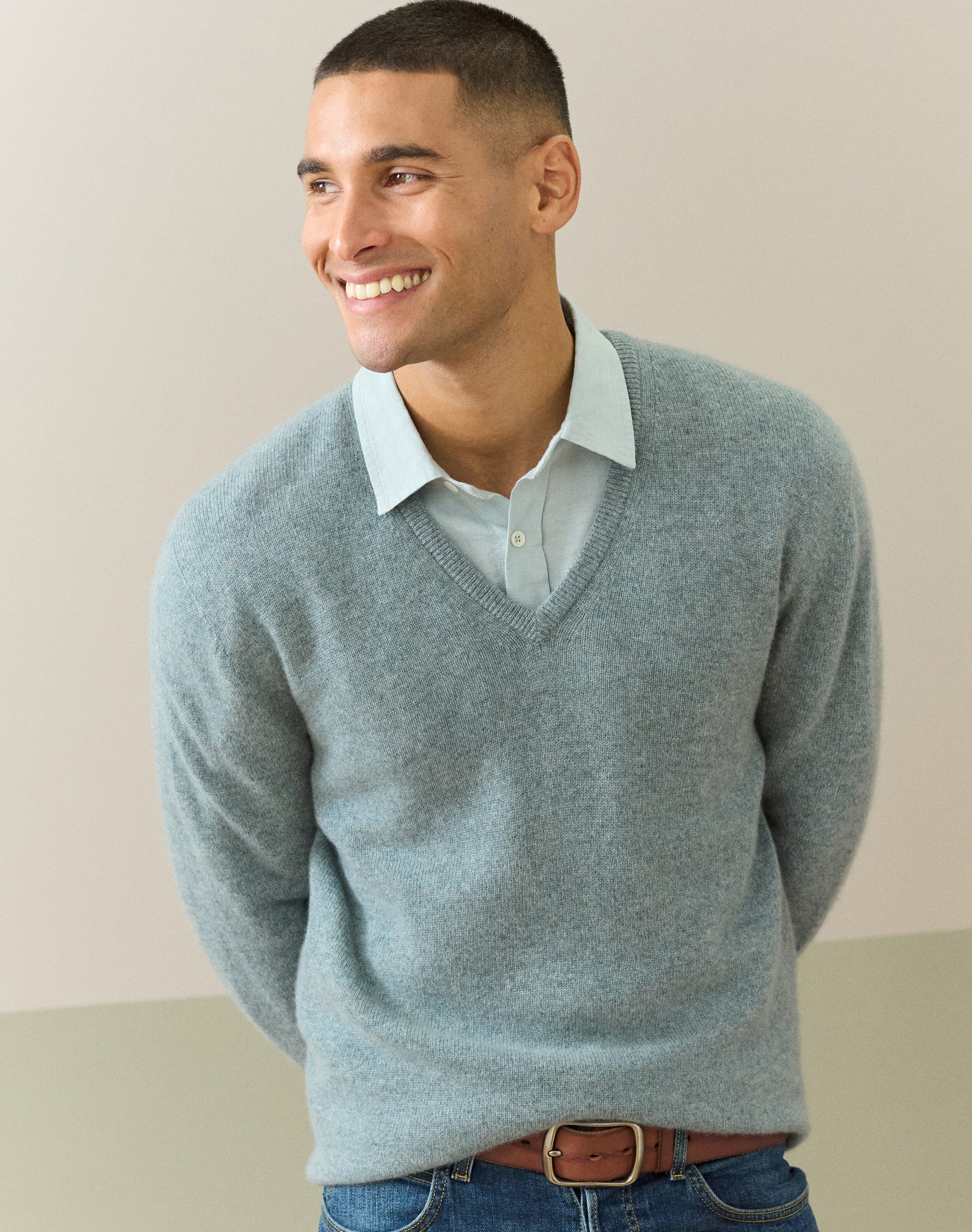 Cashmere Classic V Neck Jumper