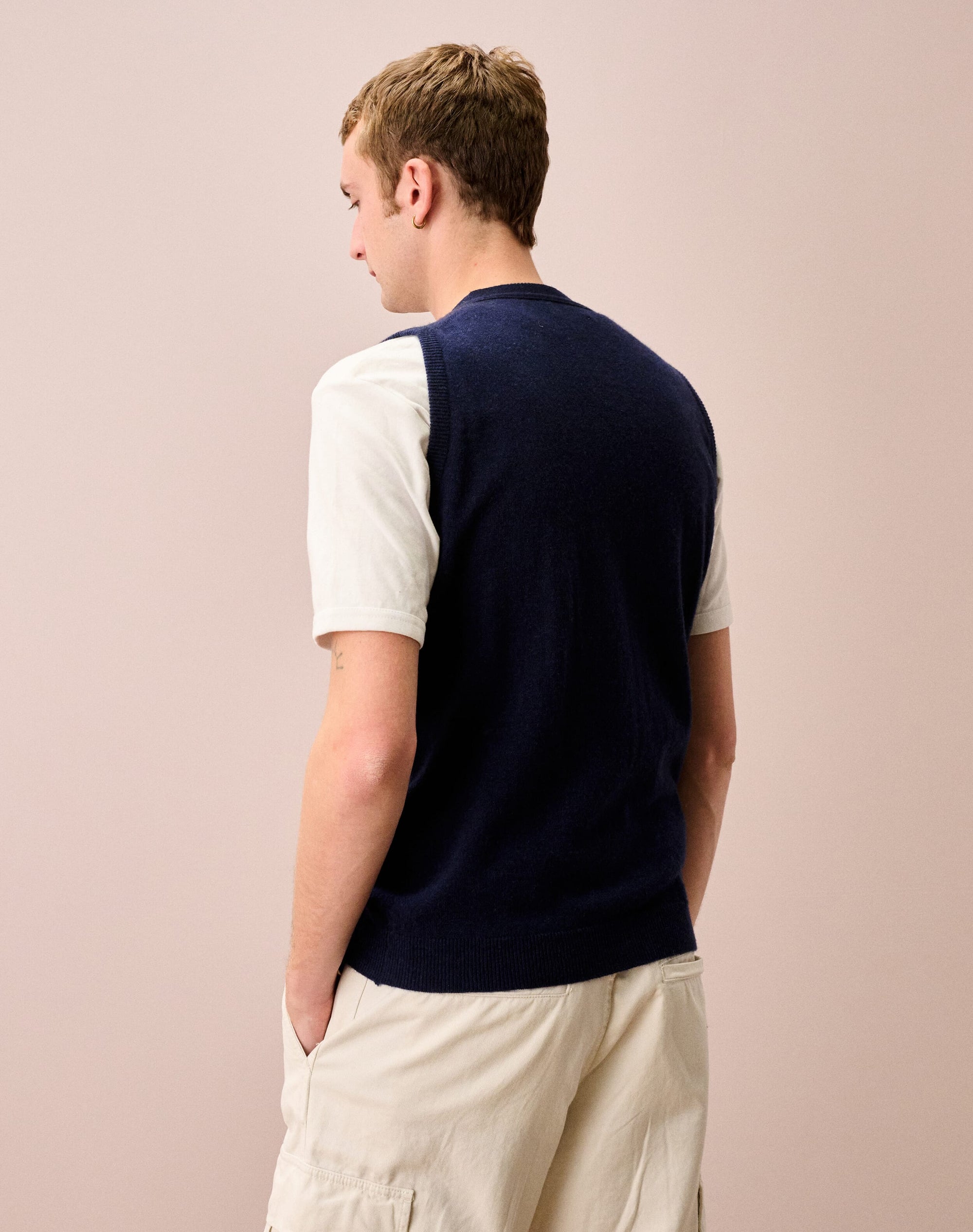 Cashmere Sleeveless Cardigan