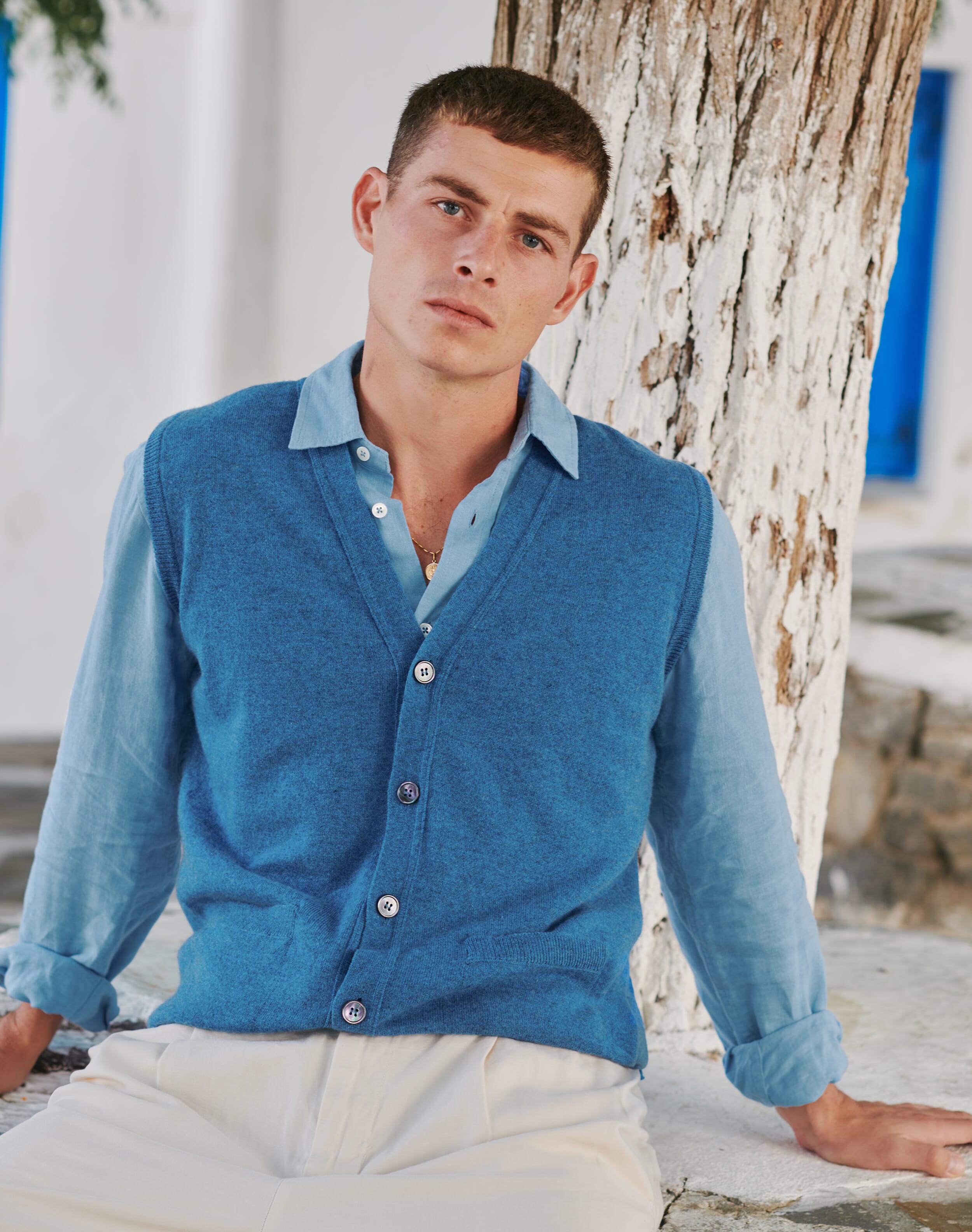 Cashmere Sleeveless Cardigan